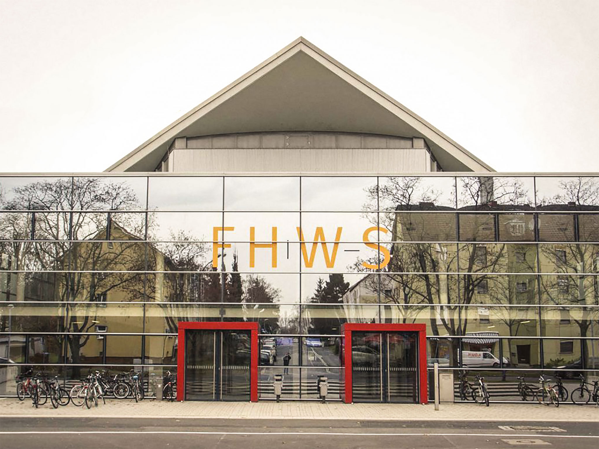 FHWS-Fachhochschule-Schweinfurt FHWS Fachhochschule in Schweinfurt. Foto: Dominik Ziegler