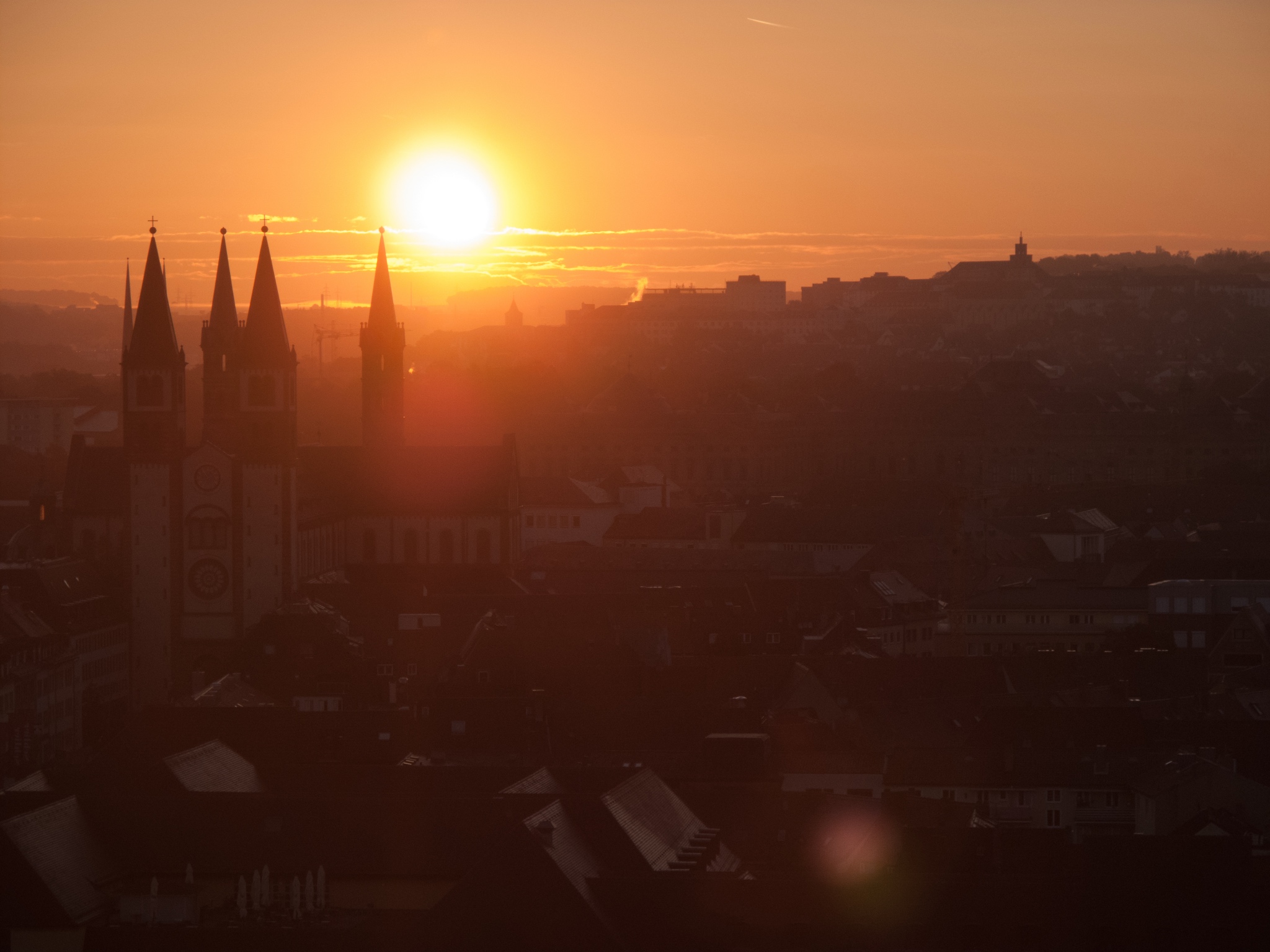 Sonnenaufgang von der Festung aus. Foto: Barbara Duna