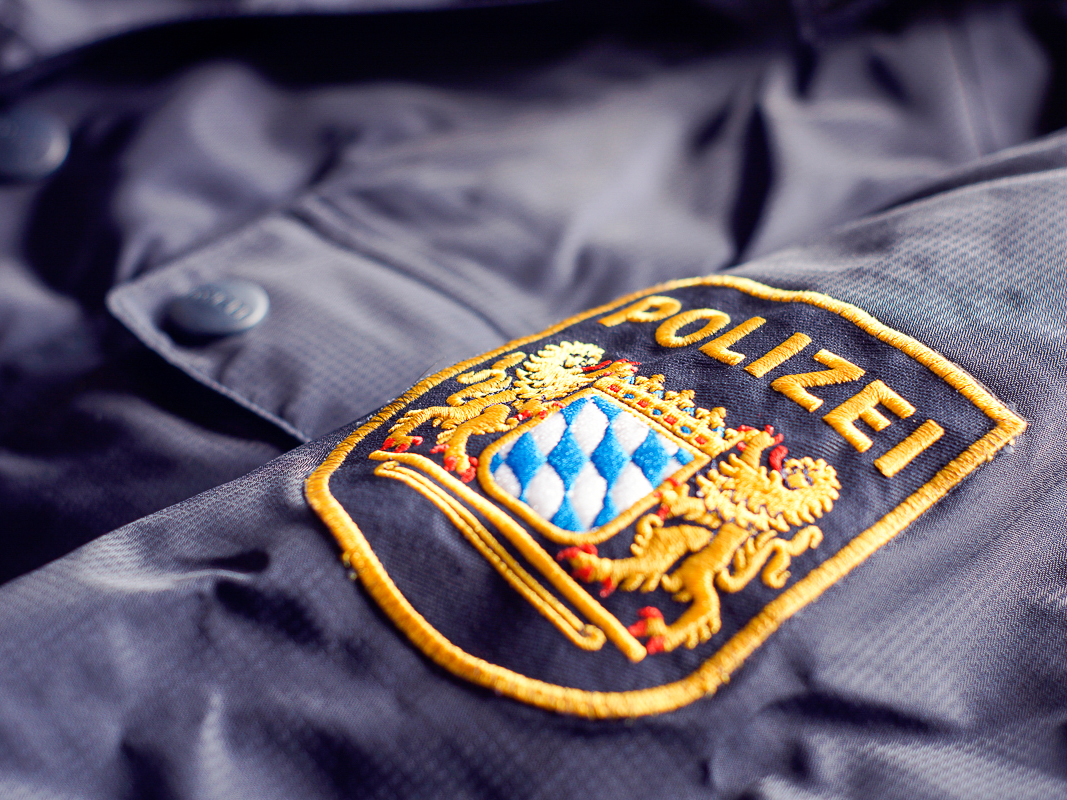 neueuniform_blaupolizei-6