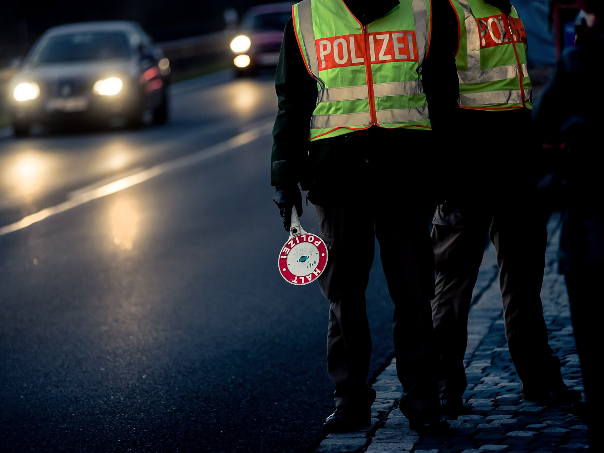 Polizei_Verkehrskontrolle Verkehrskontrolle der Polizei. Symbolfoto: Pascal Höfig