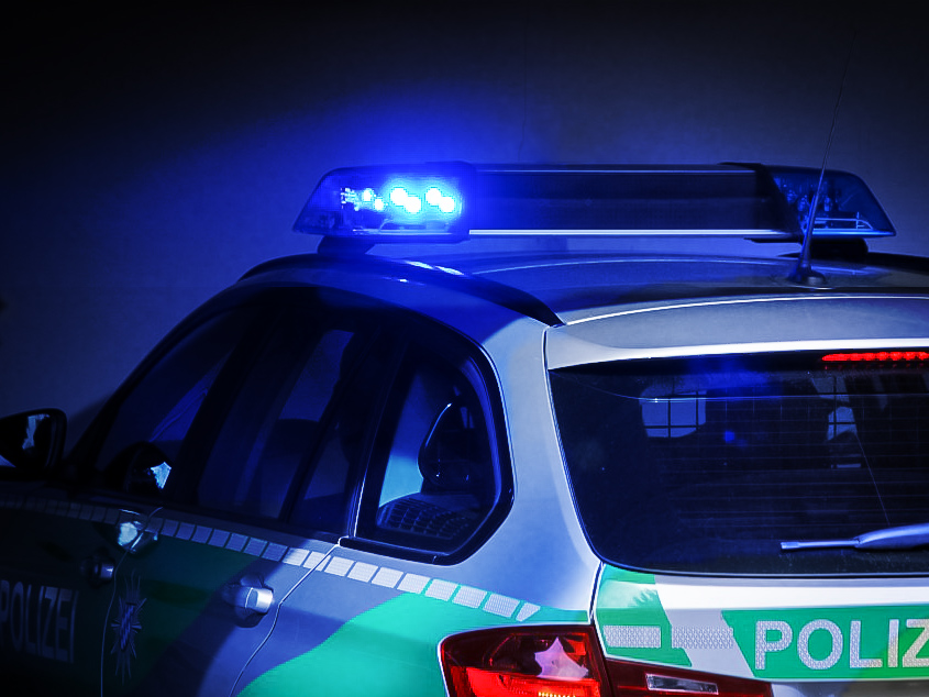 Symbol_Polizei_Streifenwagen_Nacht.jpg Foto: Würzburg erleben