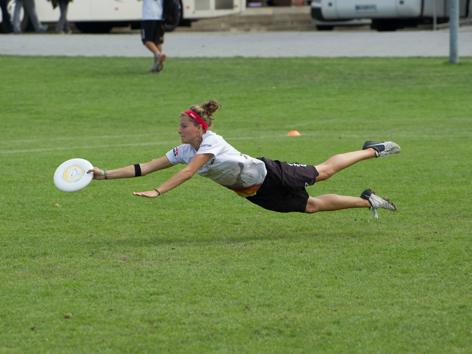 Ultimate_Artikel_Anna Layout beim Ultimate Frisbee. Foto: DFV, Müller-Laschet.