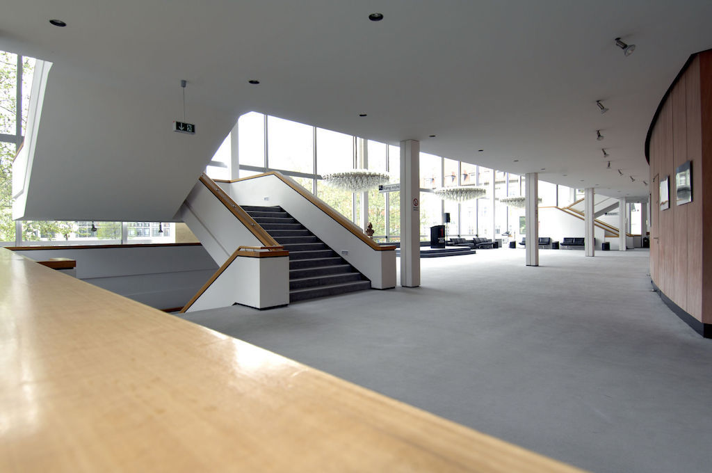 hausfotos_7 Mainfrankentheater: Treppenhaus Foto: Mainfranken Theater