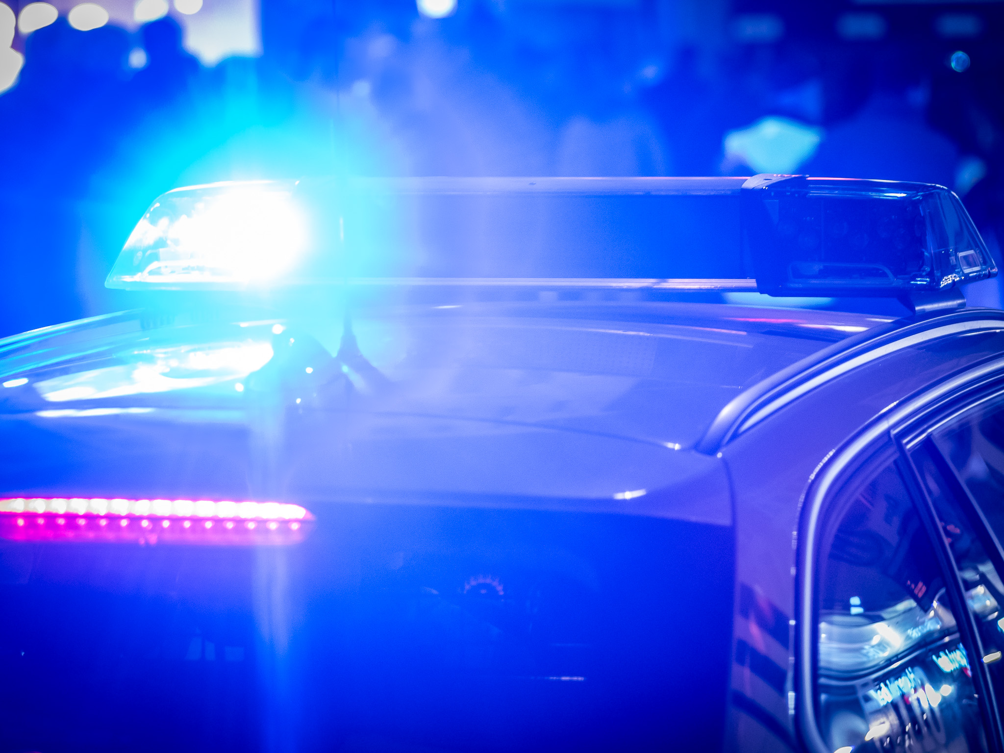 Blaulicht_Nacht_05 Polizei im Einsatz. Symbolbild: Pascal Höfig