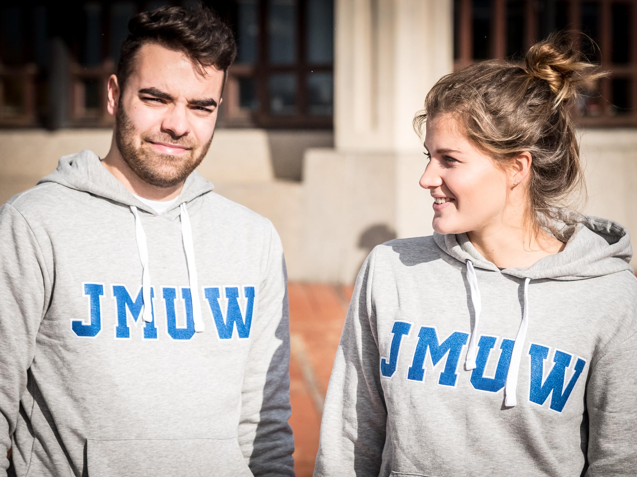 Hoodie3 Dern coolen Campus-Hoodie gibt es zu gewinnen! Foto: Pascal Höfig