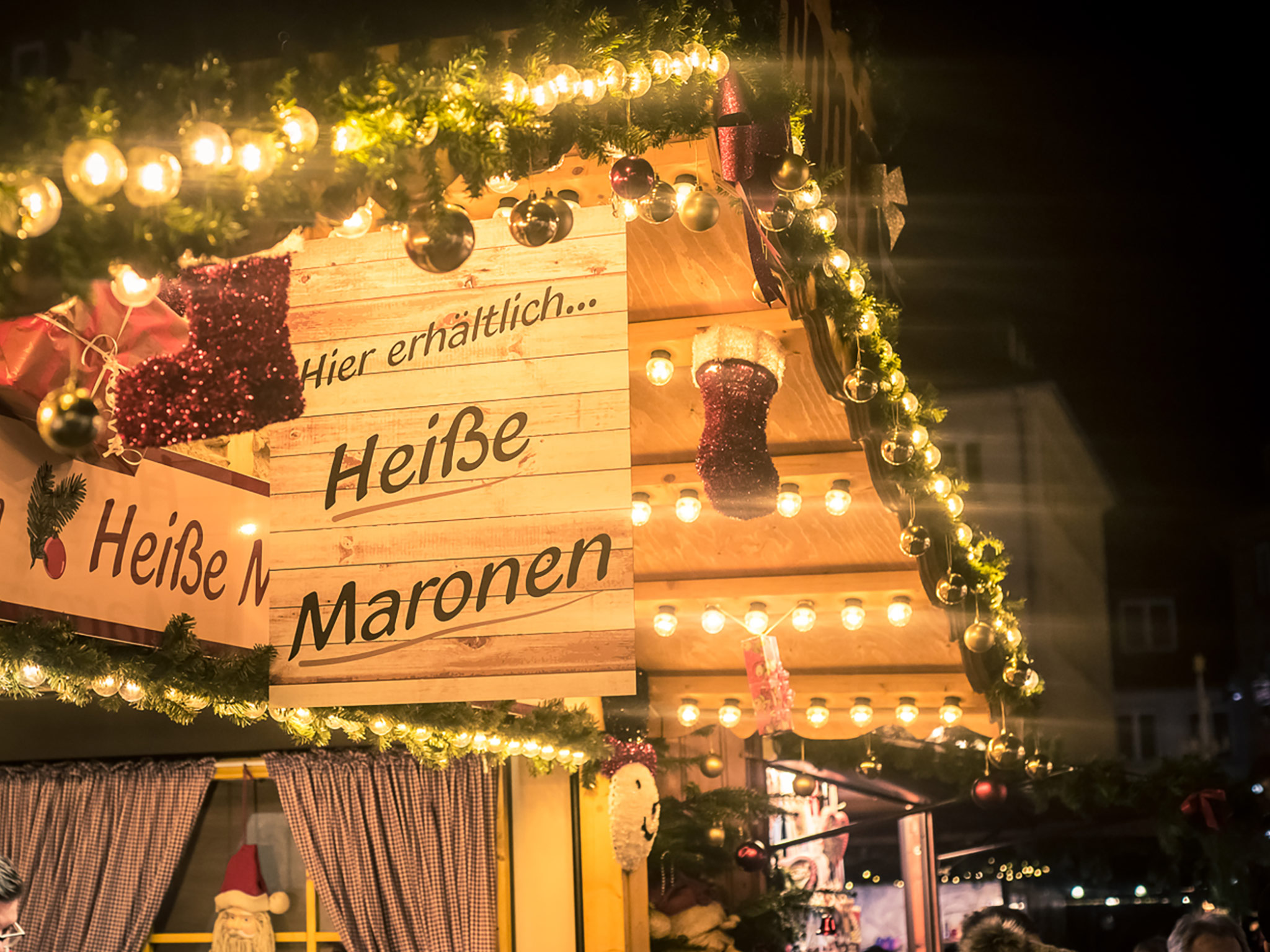 Heiße Maronen auf dem Weihnachtsmarkt. Foto: Pascal Höfig