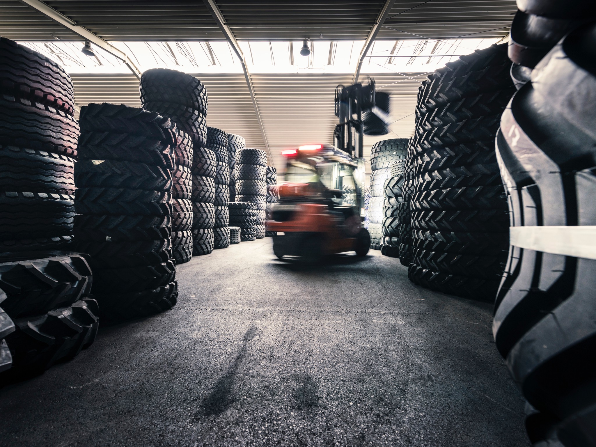 Auch ein Azubi im Bereich Lagerlostik wird gesucht! Foto: Pabst Transport GmbH & Co. KG