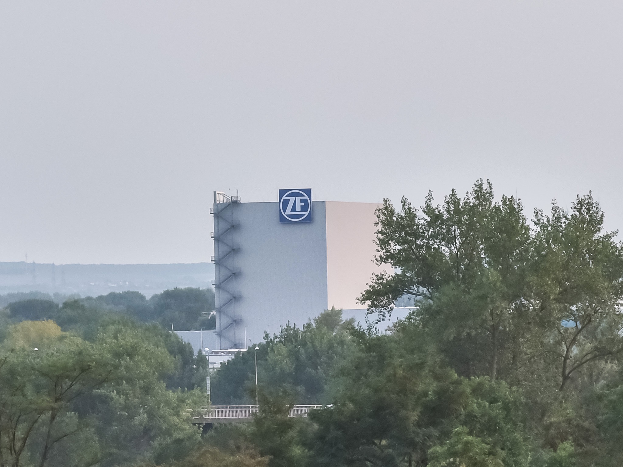 ZF_Sachs Schweinfurt015 Das ZF-Gebäude in Schweinfurt. Foto: Pascal Höfig