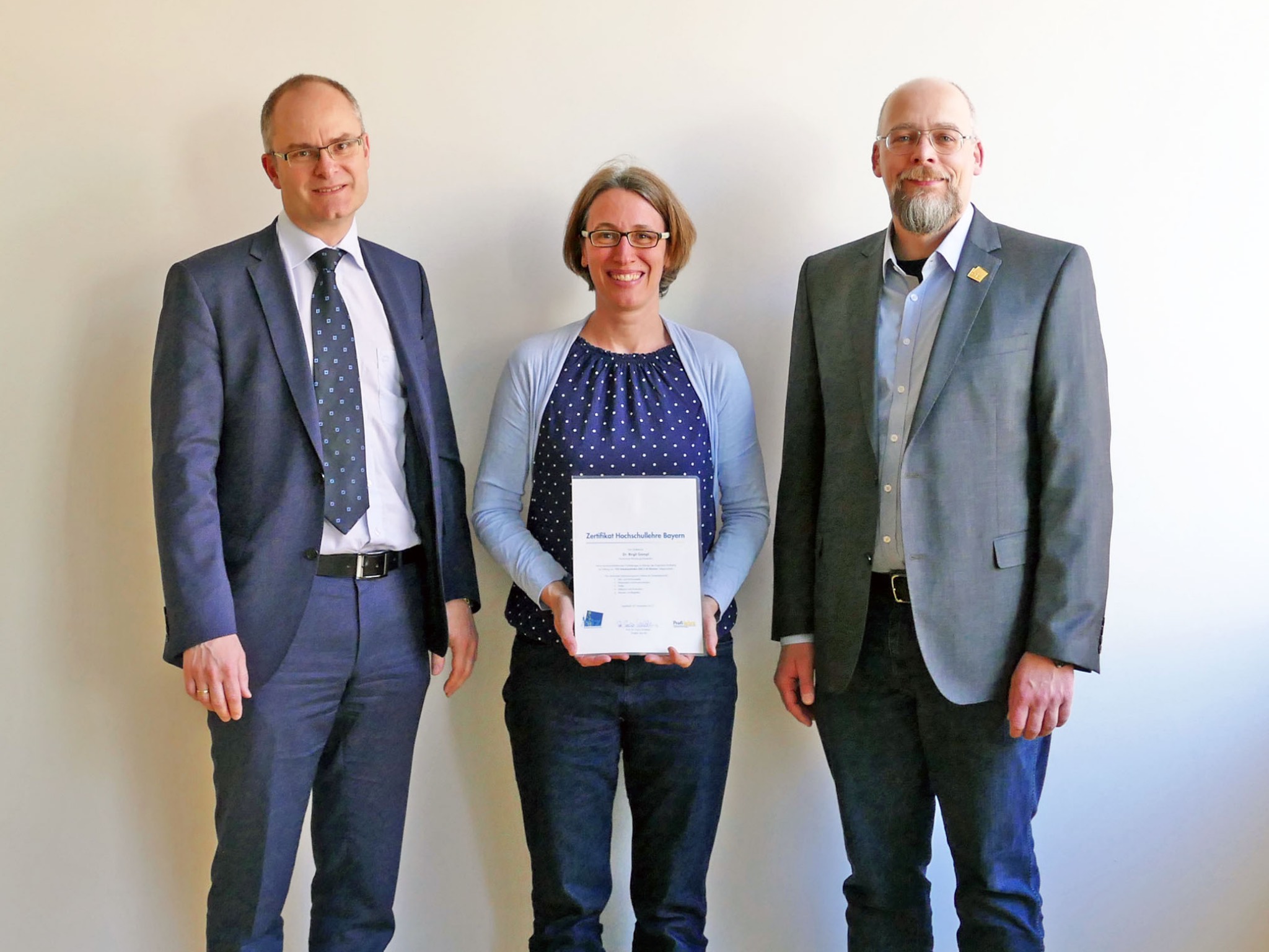 DIZ-Ehrung_FH-Profs_SW Professor Dr. Ralf Roßkopf (li.), Professorin Dr. Birgit Gampl und Professor Dr. Thomas Blotevogel. Foto: FHWS / Klein