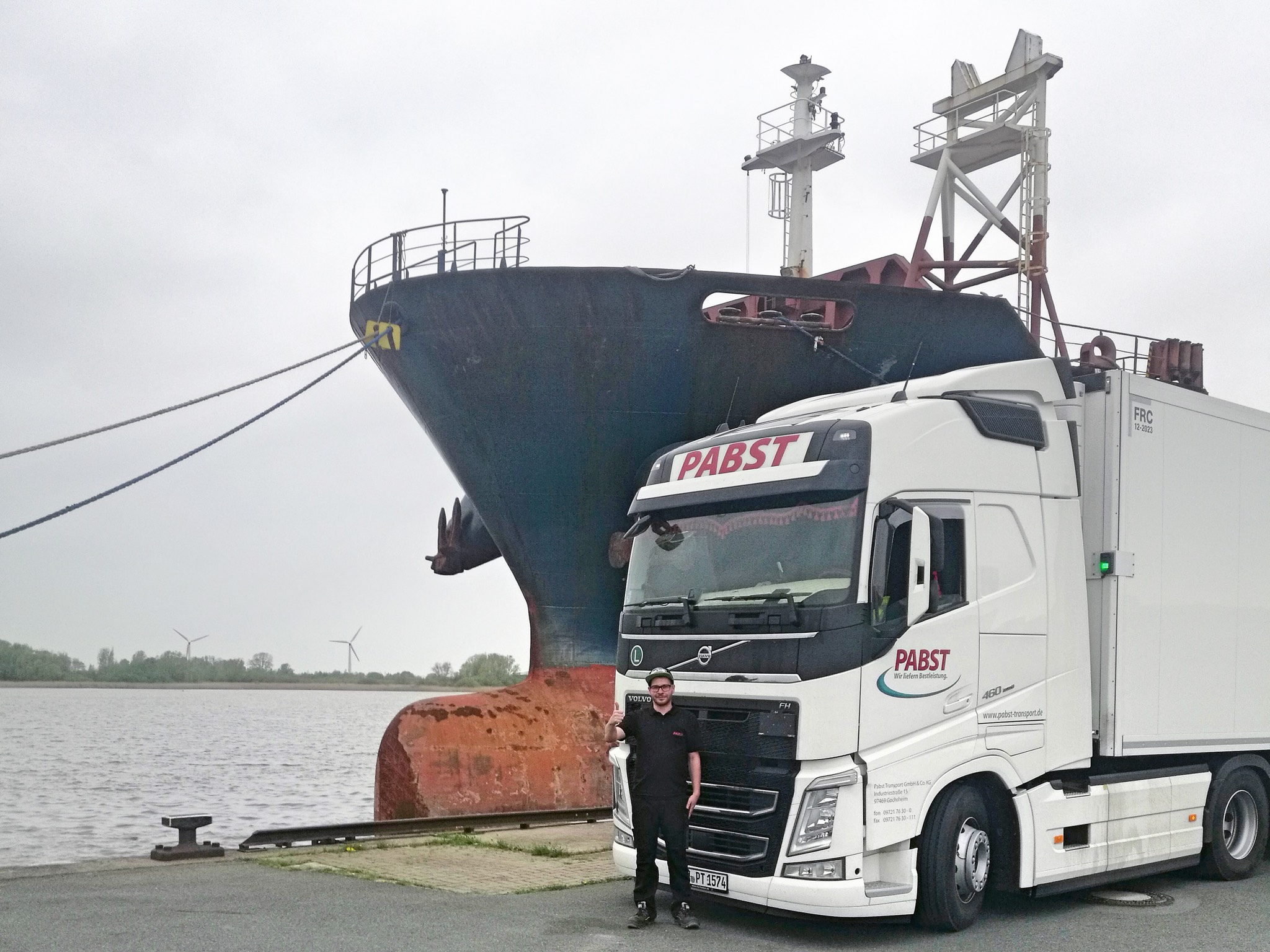 Kraftfahrer Andreas in Bremerhaven. Foto: Pabst Transport