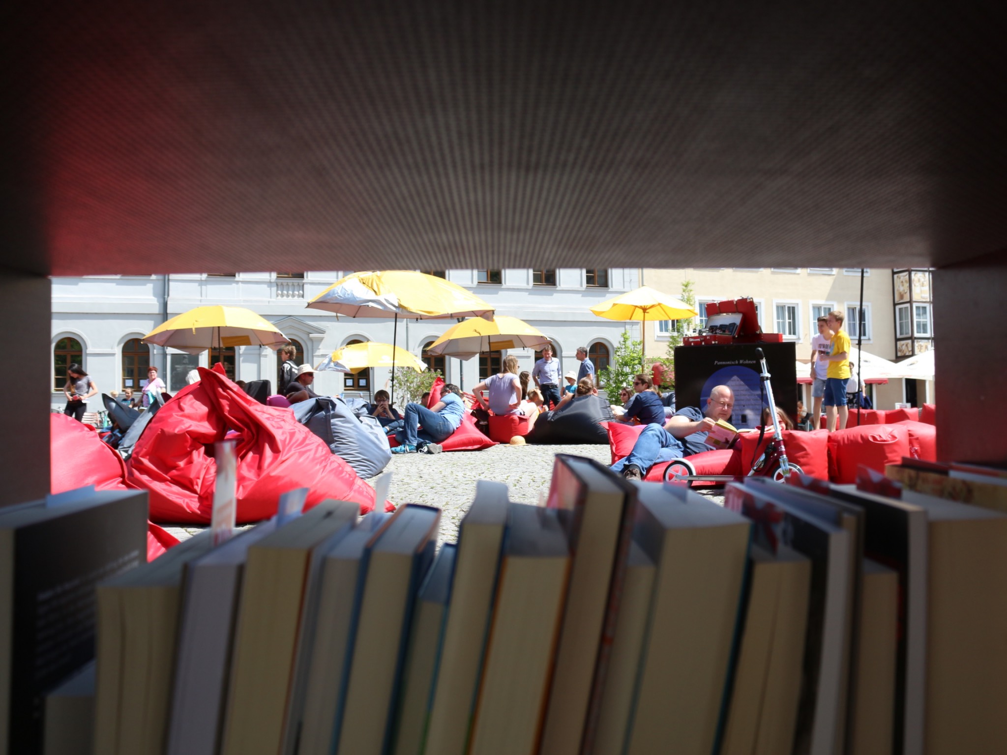 3.000 Bücher stehen kostenlos zur Verfügung. Foto: © Innovationswerkstatt
