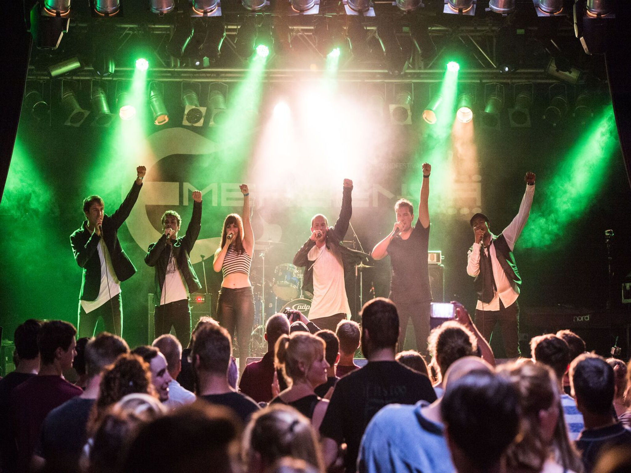 B’n’T Live B'n'T rockt die Bühne. Am 29. Juni auch in Rottendorf. Foto: Jonas Strasser