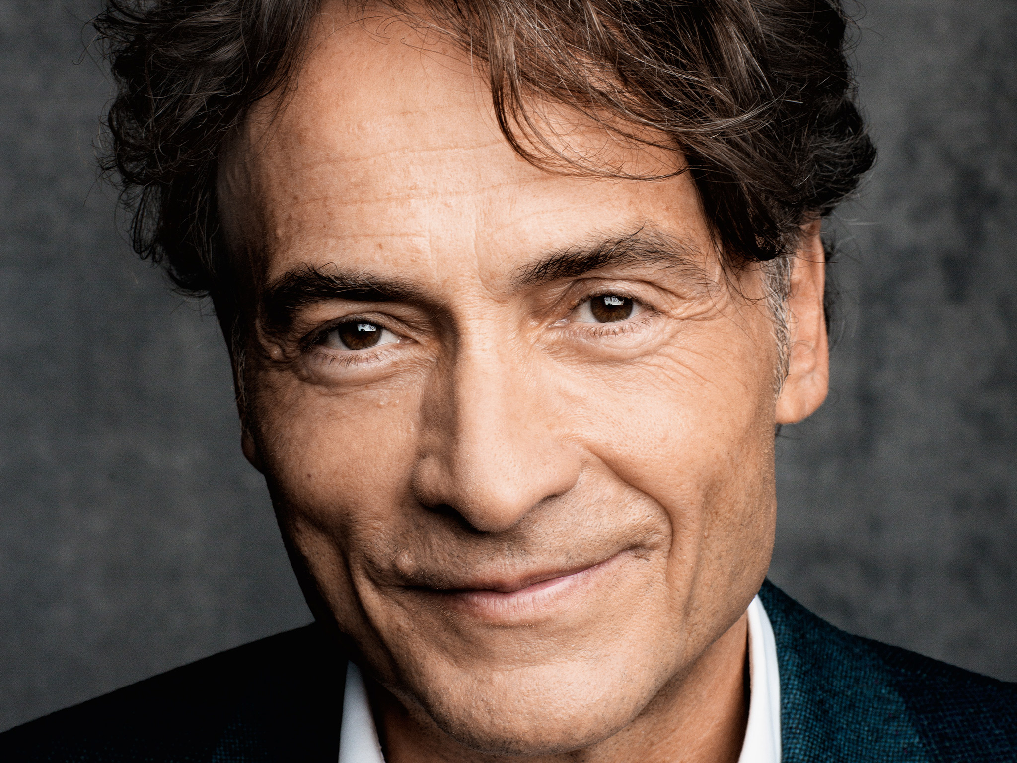 DILorenzo Giovanni di Lorenzo spricht an der Uni Würzburg. Foto: Jim Rakete