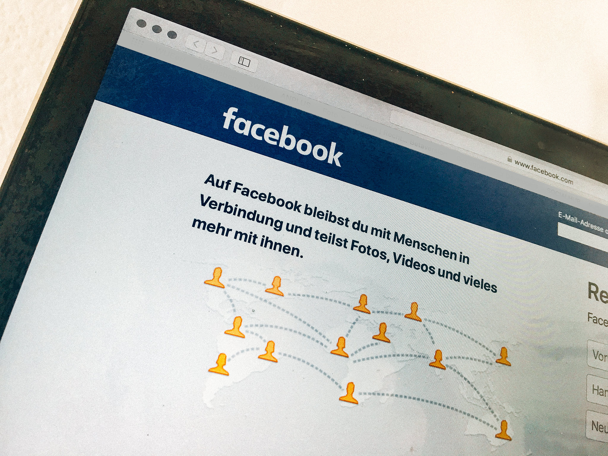 Facebook_Symbol Soziale Medien. Symbolfoto: Pascal Höfig