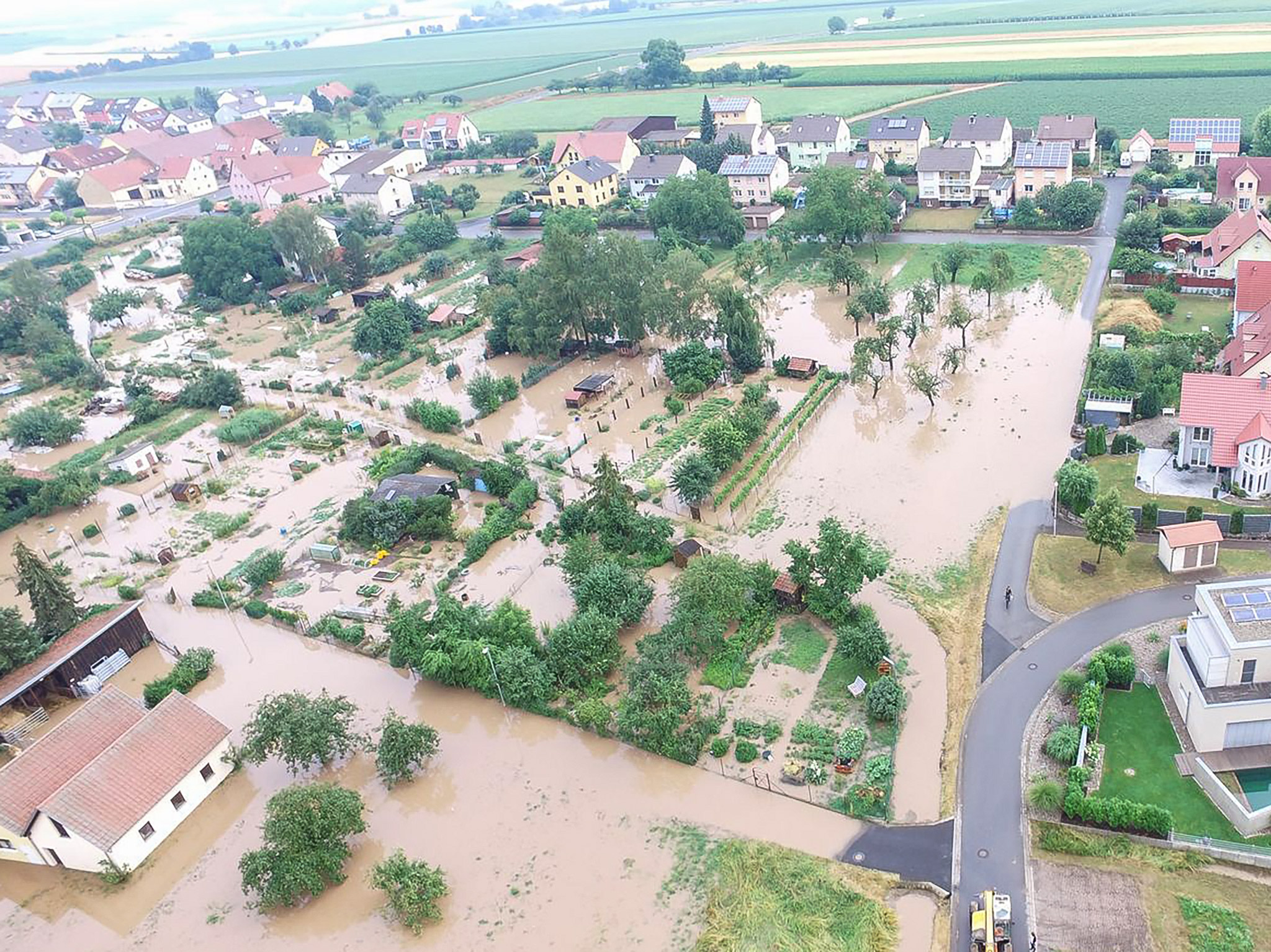 Luftbilder-Unwetter-06.07.2018-(1) Luftbildaufnahmen von dem Einsatz am 6. Juli in der Gemeinde Werneck, Ortsteil Eßleben. Foto: Drohne Kreisbrandinspektion Schweinfurt