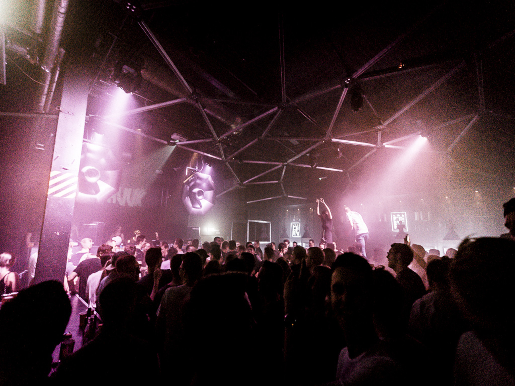 Airport-62Elekro Circus Electro Circus im Airport. Foto: Club Airport