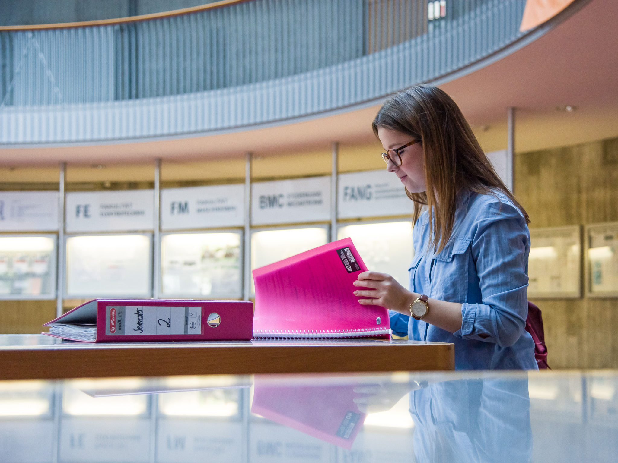 2018 09 06 FHWS Stadt Schweinfurt Fotos (1 von 104) Büffeln in der FHWS. Hier kann man nicht nur BWL und Maschinenbau studieren. Foto: Pascal Höfig