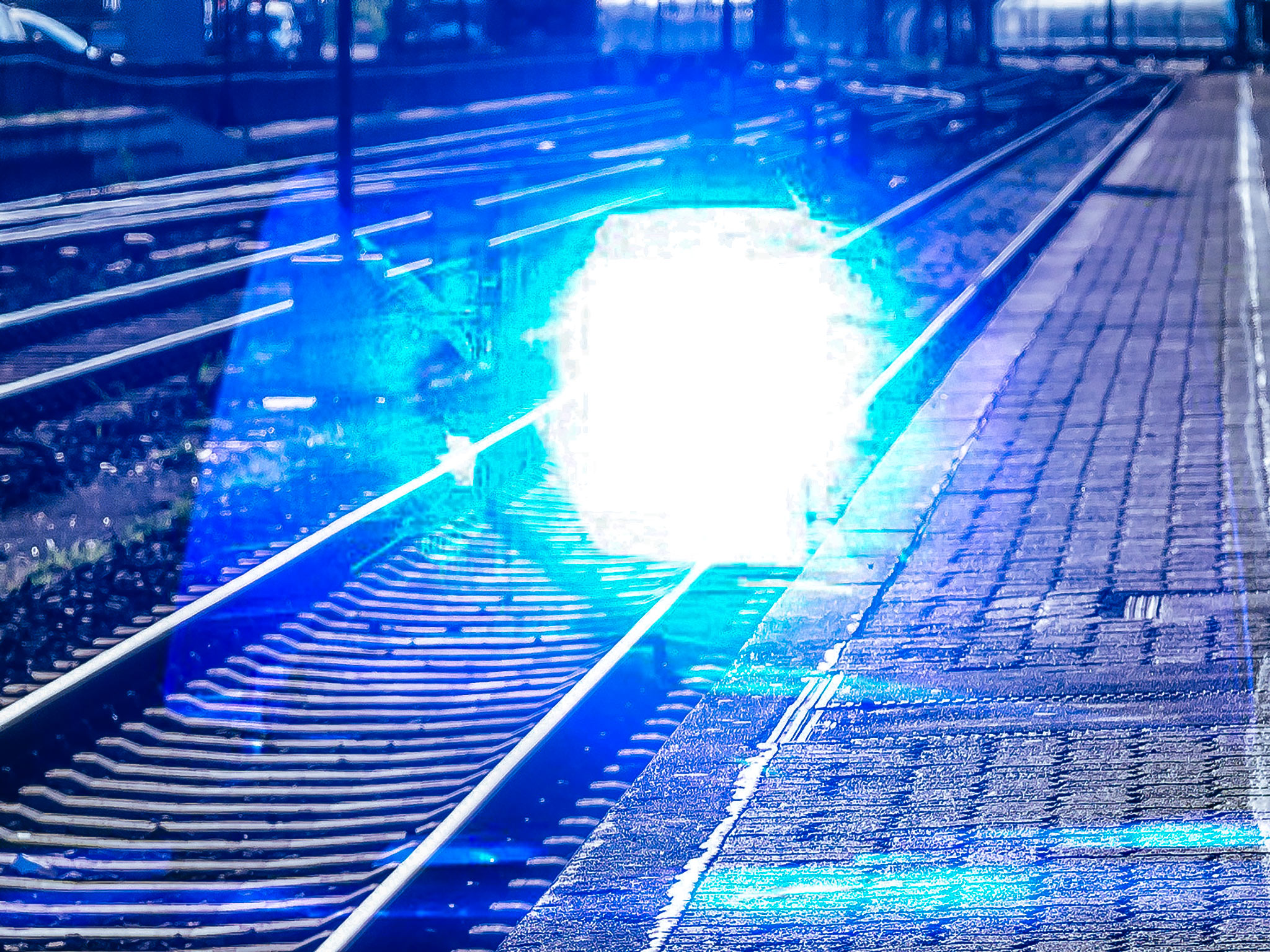 GleisanlageBahnhofBlaulicht396 Symbolbild: Bahngleise. Foto: Pascal Höfig