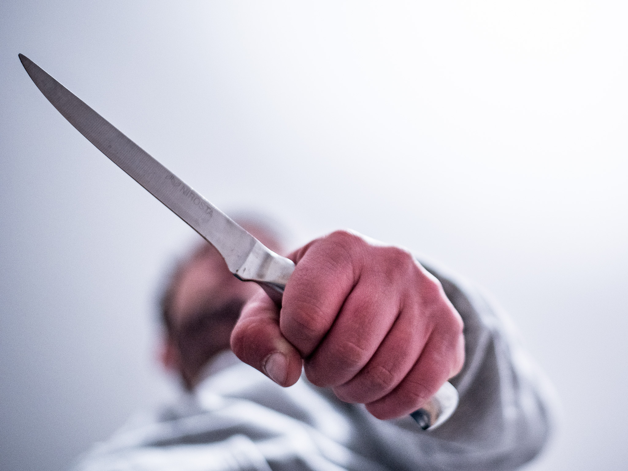Messer_Gewalt Angriff mit einem Messer. Foto: Pascal Höfig