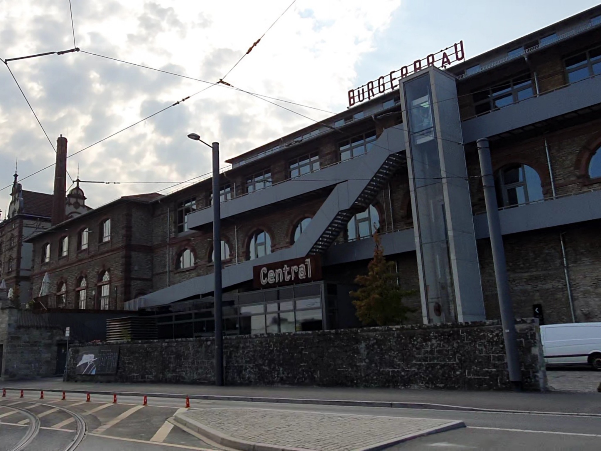Das Central-Kino auf dem Bürgerbräu-Gelände im hinteren Teil der Zellerau. Foto: Lilli Müller