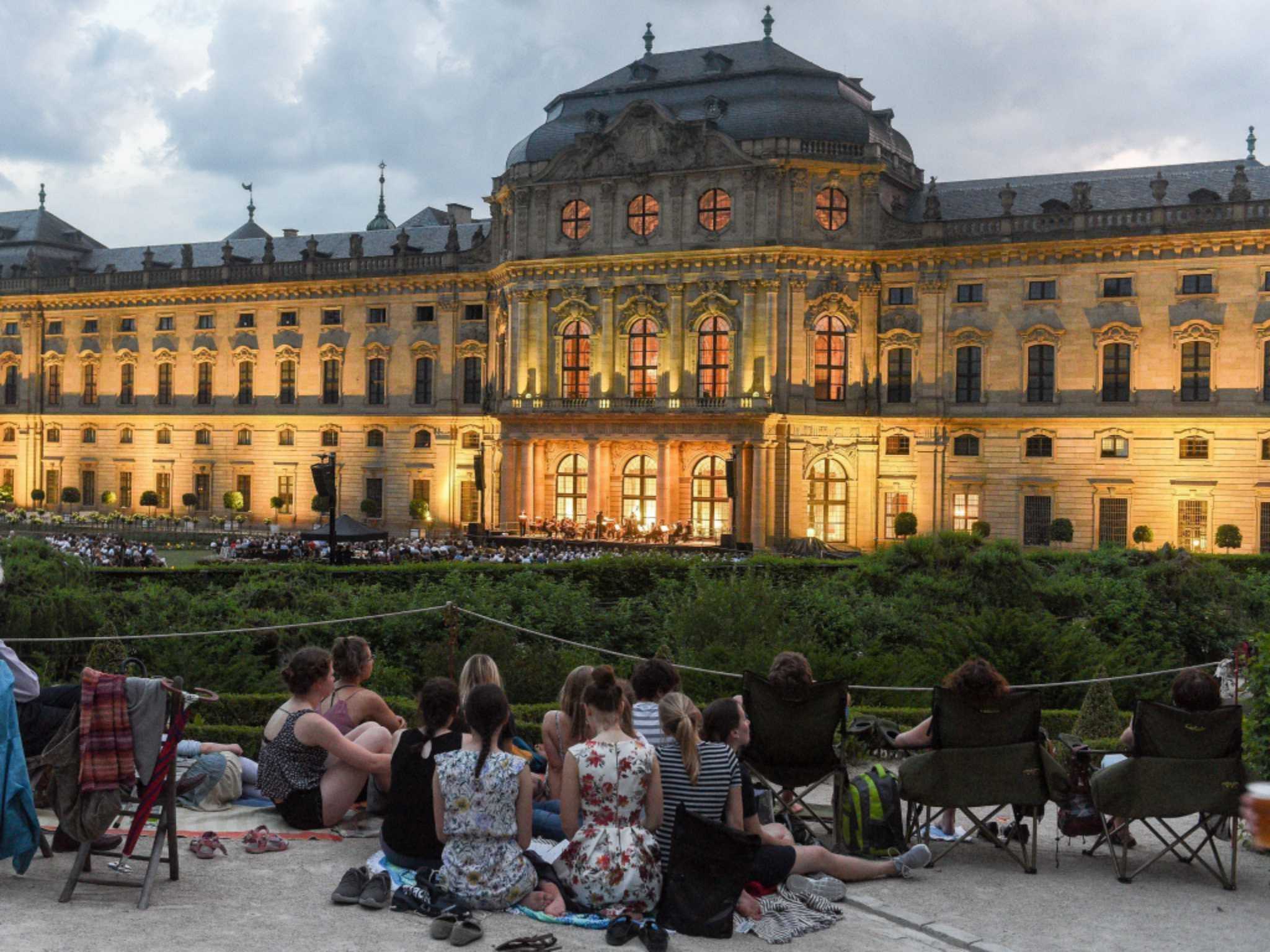 Die Nachtmusik im Residenzhofgarten. Foto: Thomas Obermeier