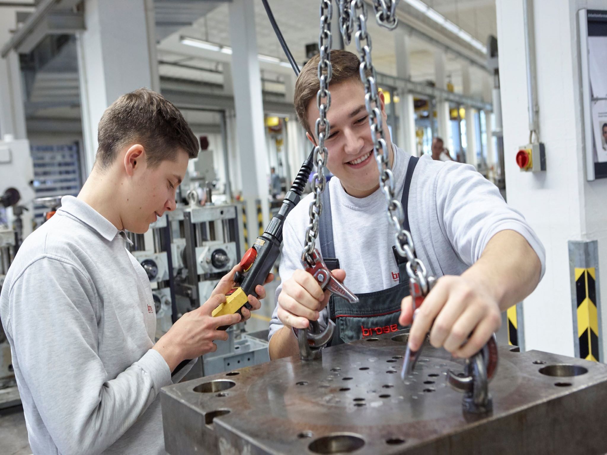 Tag-der-offenen-Ausbildung_brose Den Tag der offenen Ausbildung nutzen und Brose kennen lernen! Foto: Brose Fahrzeugteile