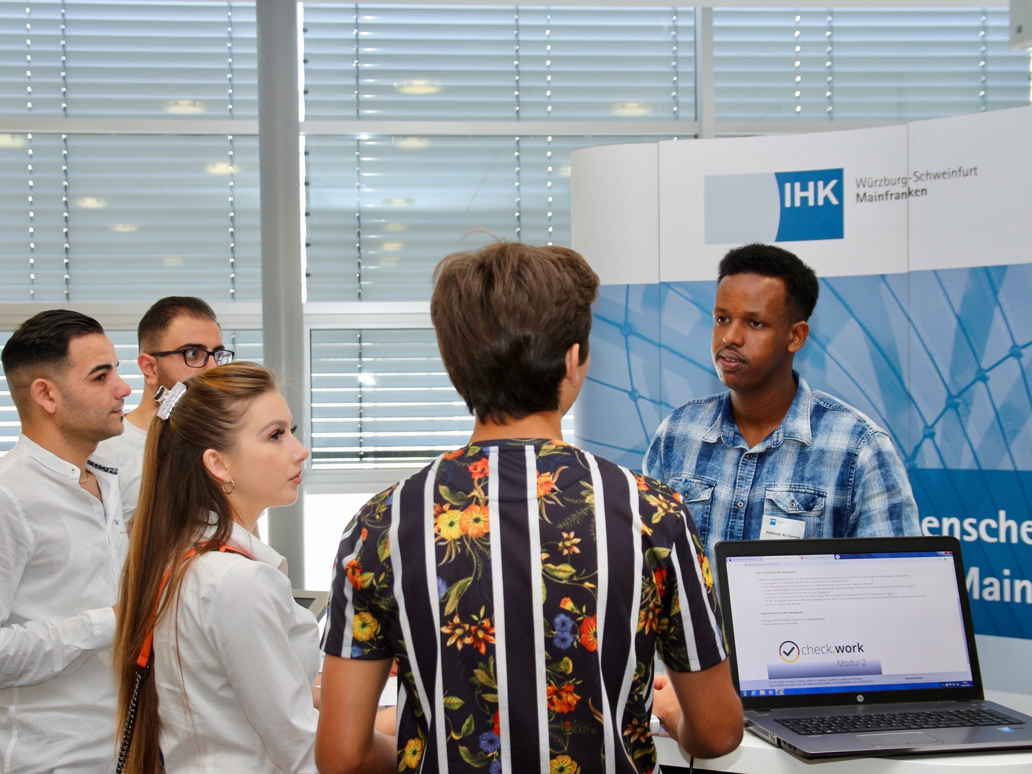 IHK_TagAusbildungschance Speednetworking für Flüchtlinge: Die IHK informierte über Ausbildung bei Fluchthintergrund. Foto: IHK