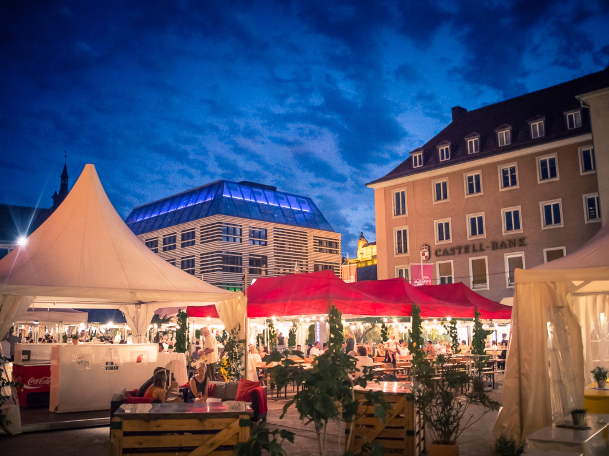 Weinparade2015_Weinparade Die Weinparade bei Nacht. Foto: Pascal Höfig