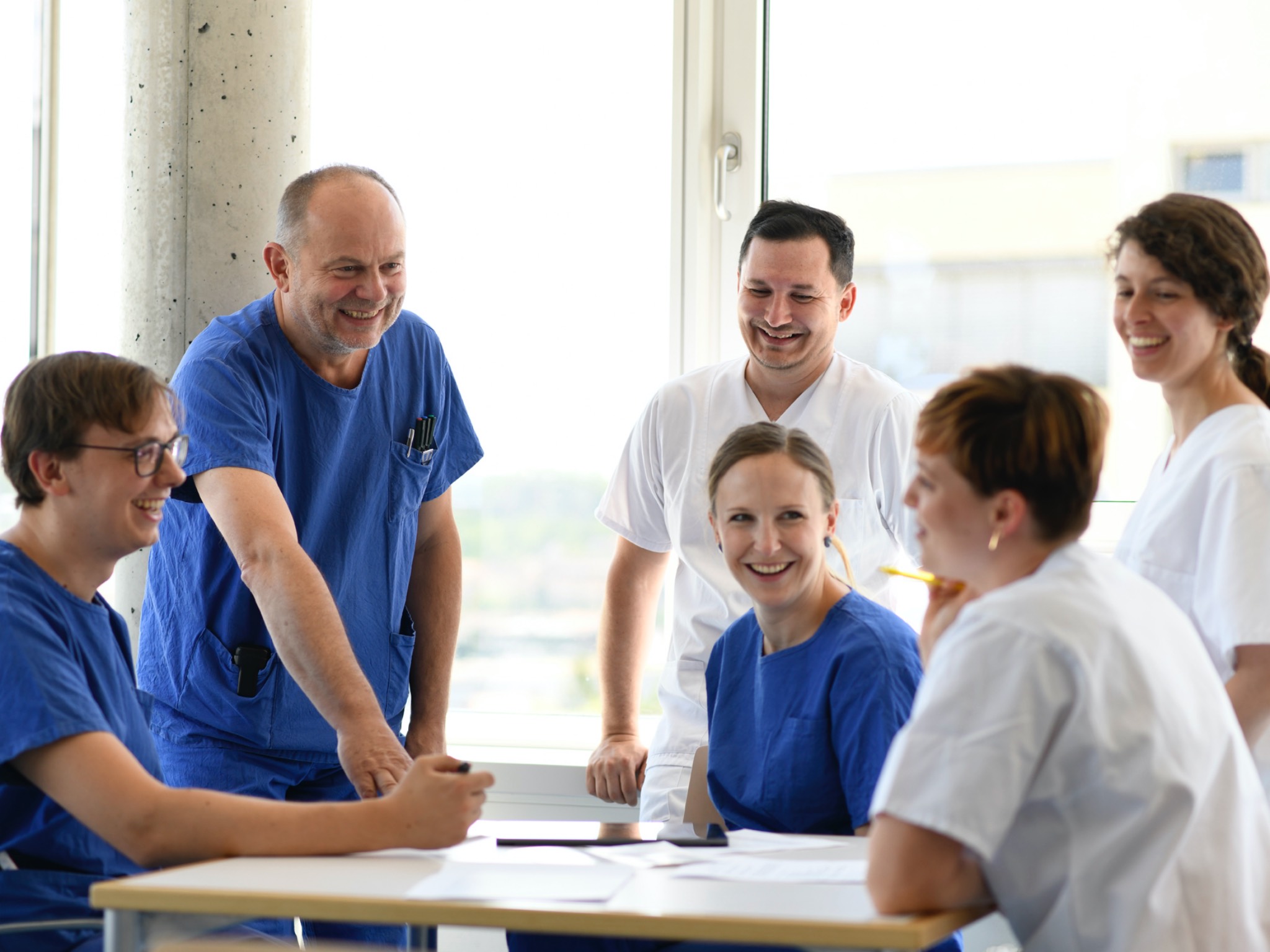 Beschaeftigte_Uniklinik Laut Stern-Ranking Stern ist das Uniklinikum Würzburg als Arbeitgeber unter den bayerischen Universitätsklinika führend. Foto: Uniklinikum Würzburg