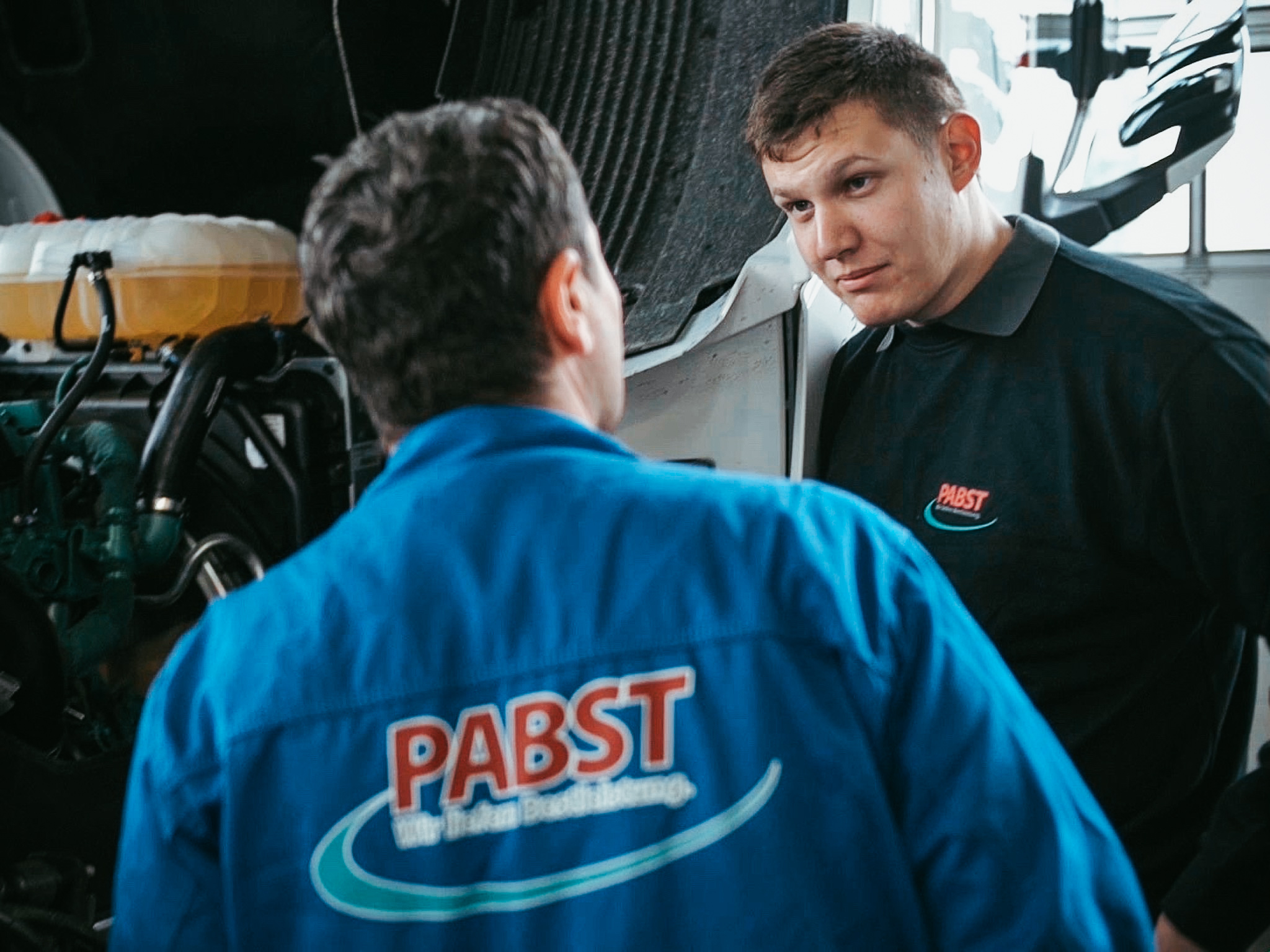 Teamarbeit ist Alltag! Foto: Pabst Transport