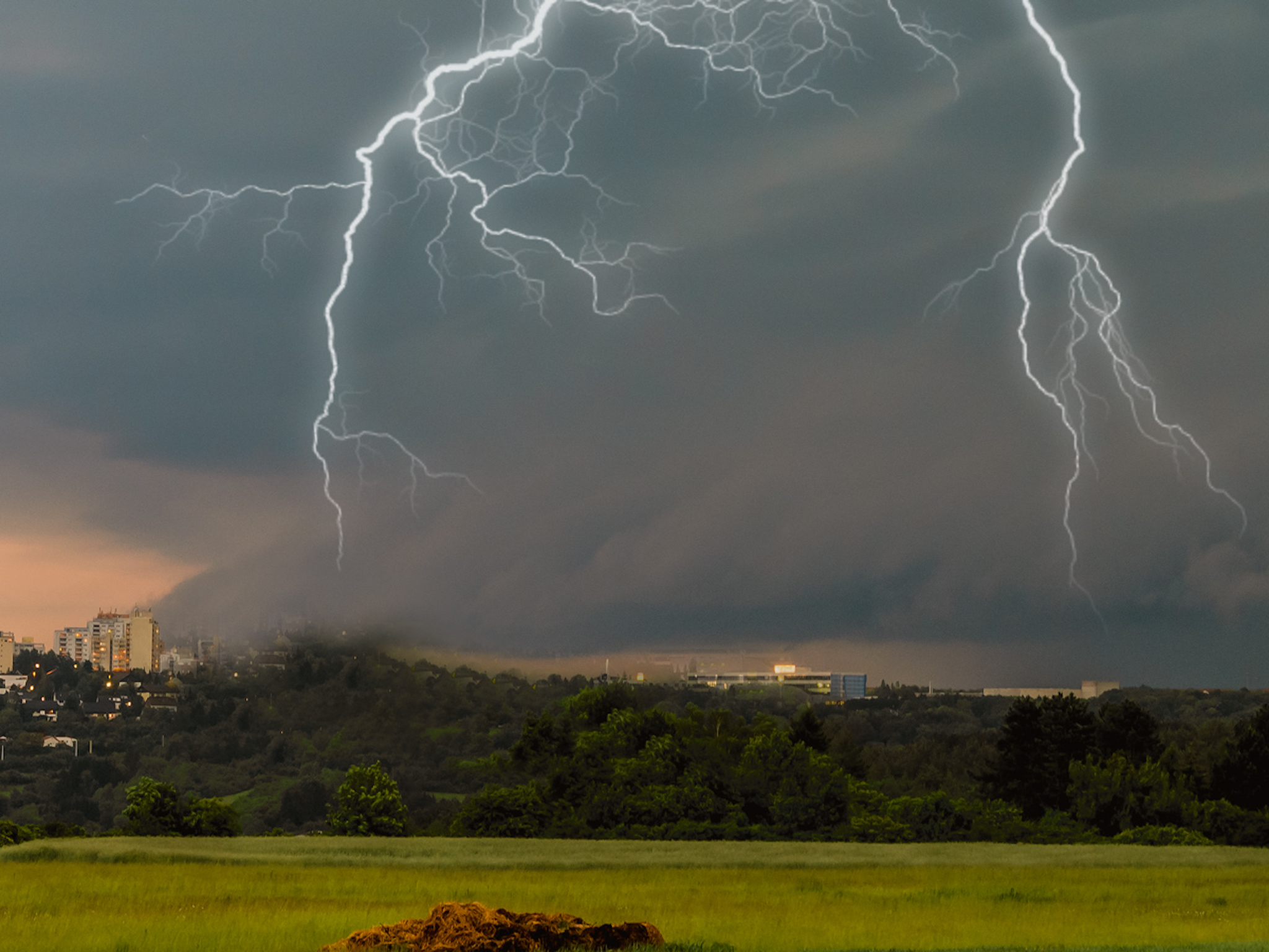 Symbolfoto_Gewitter_Unwetter2 Gewitter. Symbolfoto: Pascal Höfig