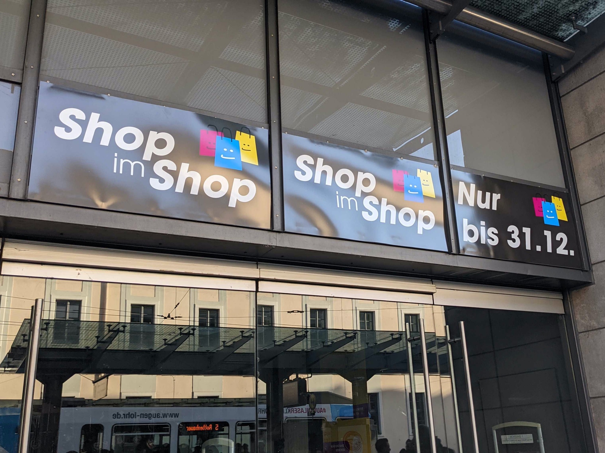 Shop im Shop "Shop im Shop" in der Juliuspromenade. Foto: Christian J. Papay