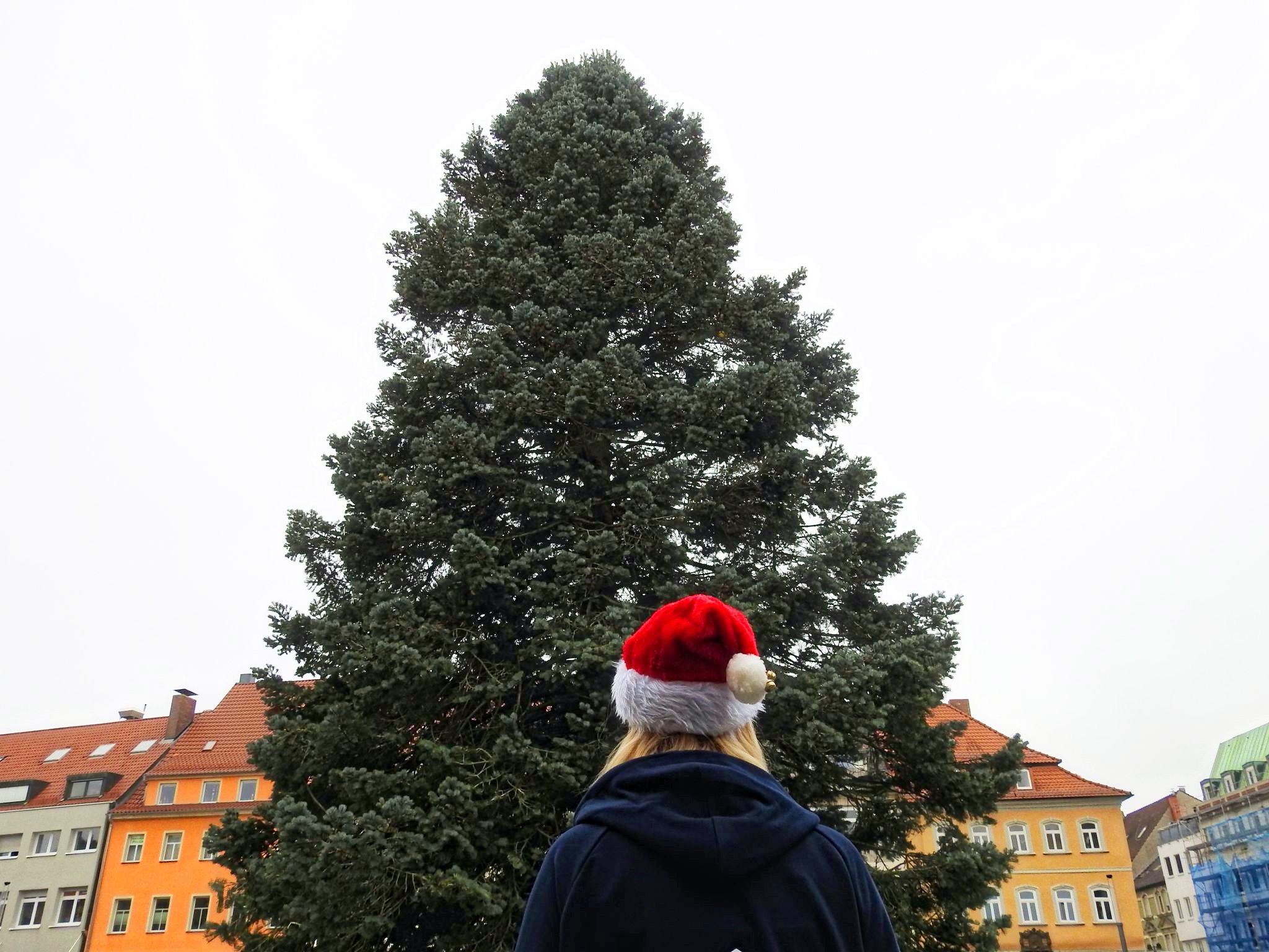 Weihnachtsbaum-Schweinfurt-Marktplatz Es weihnachtet sehr! Foto: Dirk Flieger