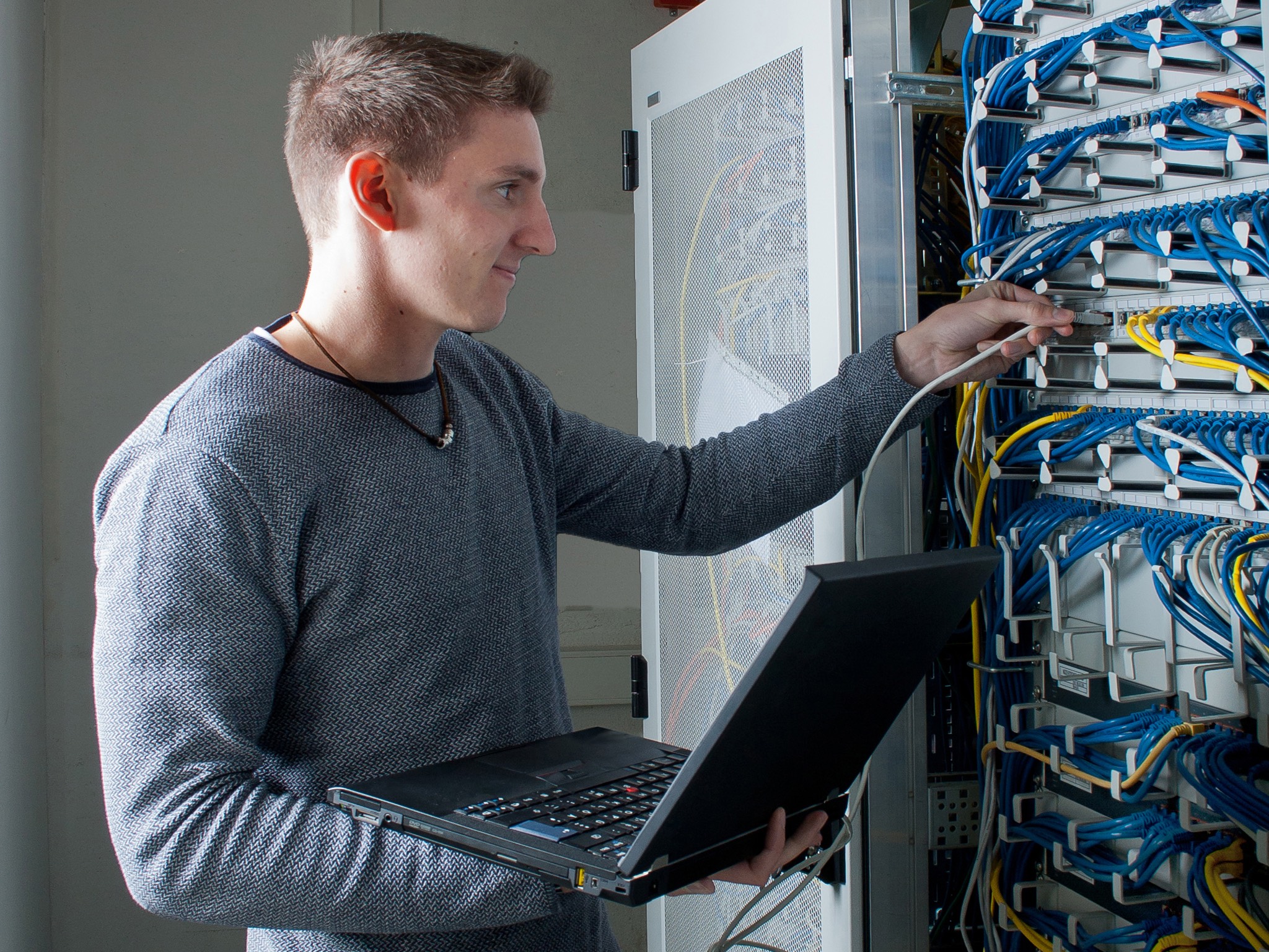 Jonas_Pabst_Informatikkaufmann-frau Jonas wird Informatikkaufmann. Foto: Pabst Transport GmbH & Co. KG