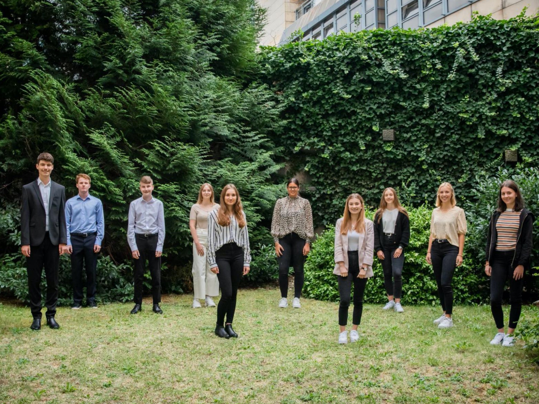 Azubistart-2020_AOK Das sind die aktuellen Auszubildenden der AOK Würzburg. Weitere Azubis werden gesucht! Foto: AOK Würzburg