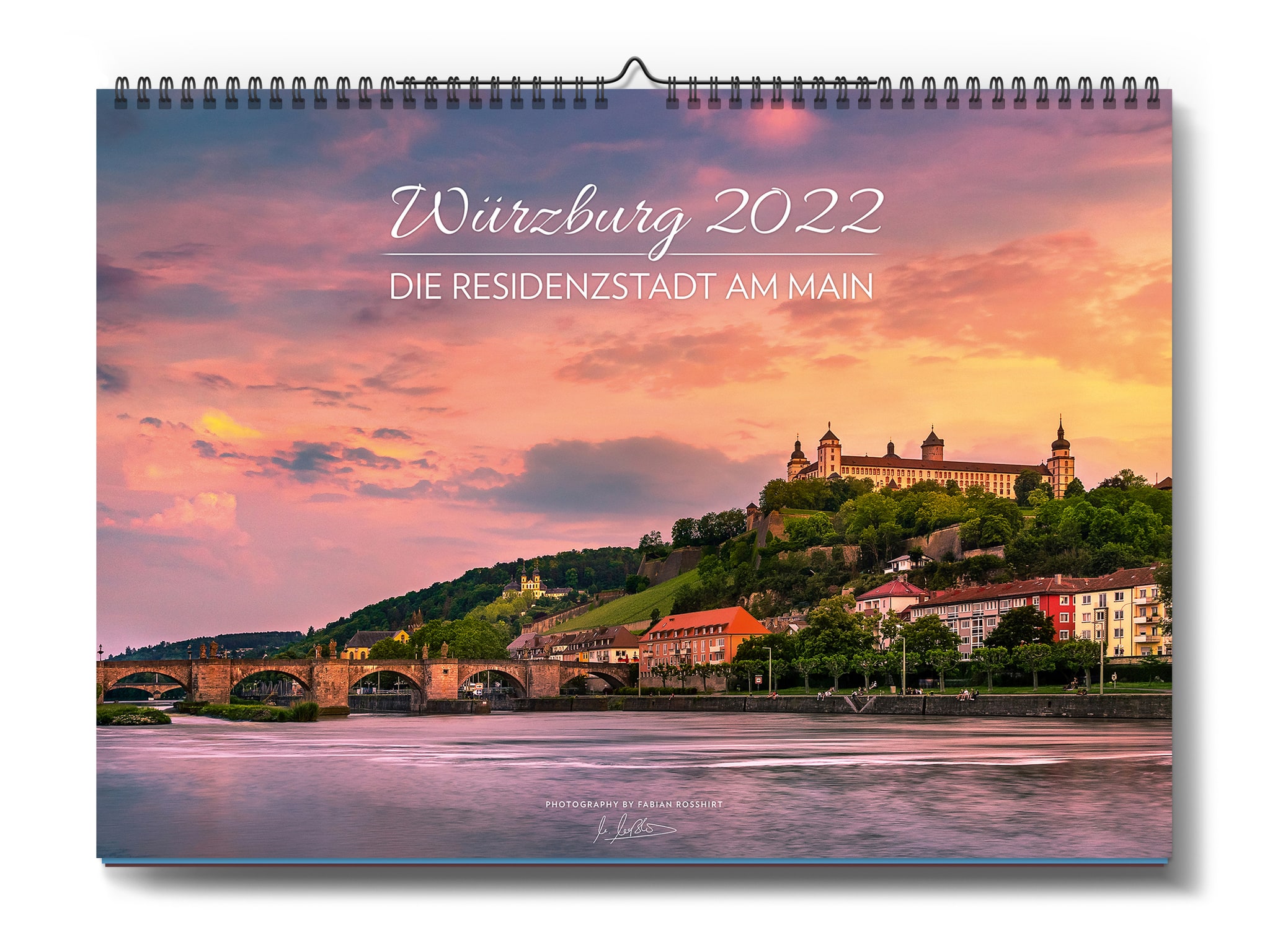 Fabian Roßhirts bereits dritter Kalender von Würzburg. Foto: Fabian Roßhirt