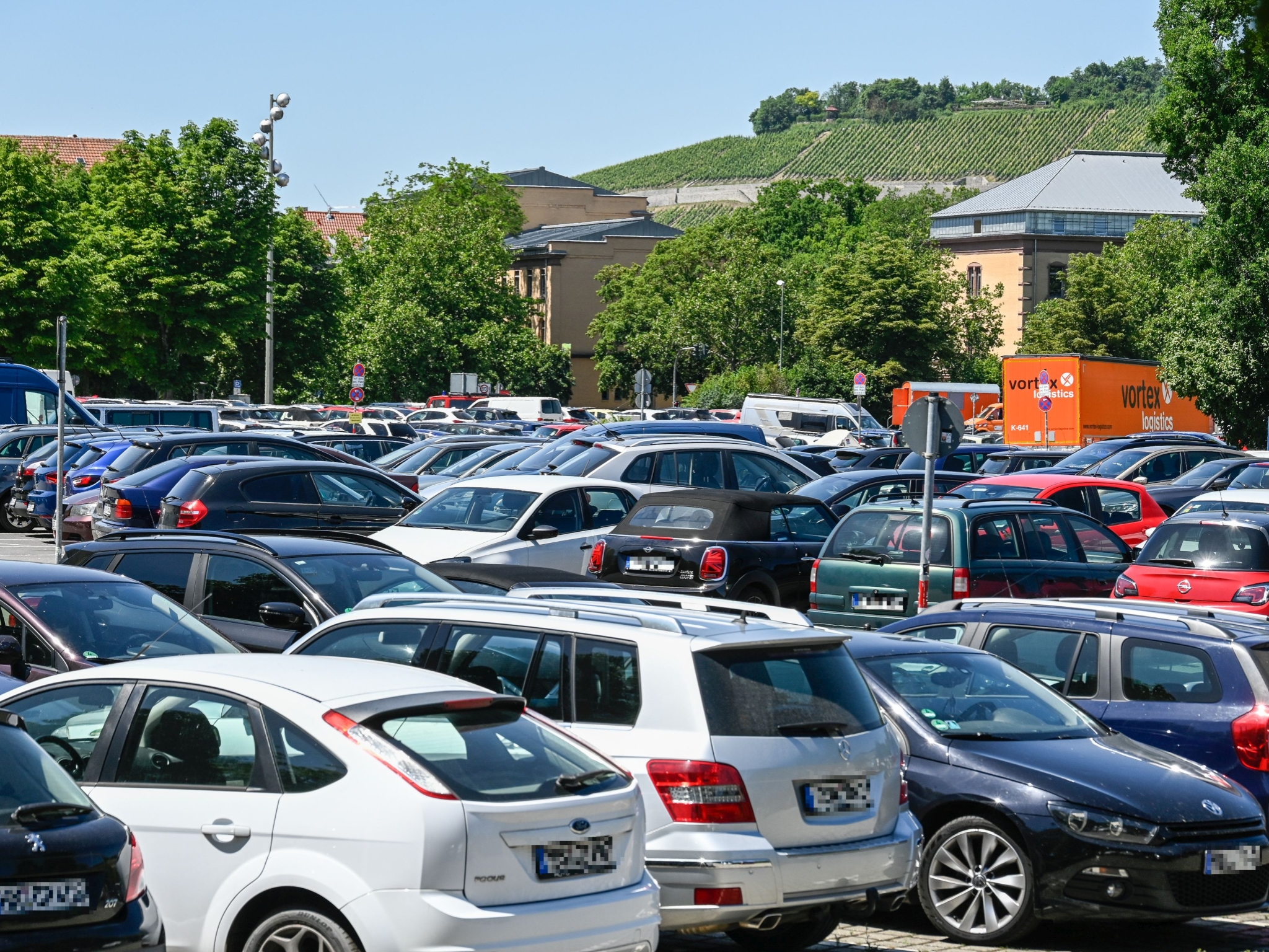 Das Parken auf der Talavera bleibt kostenlos