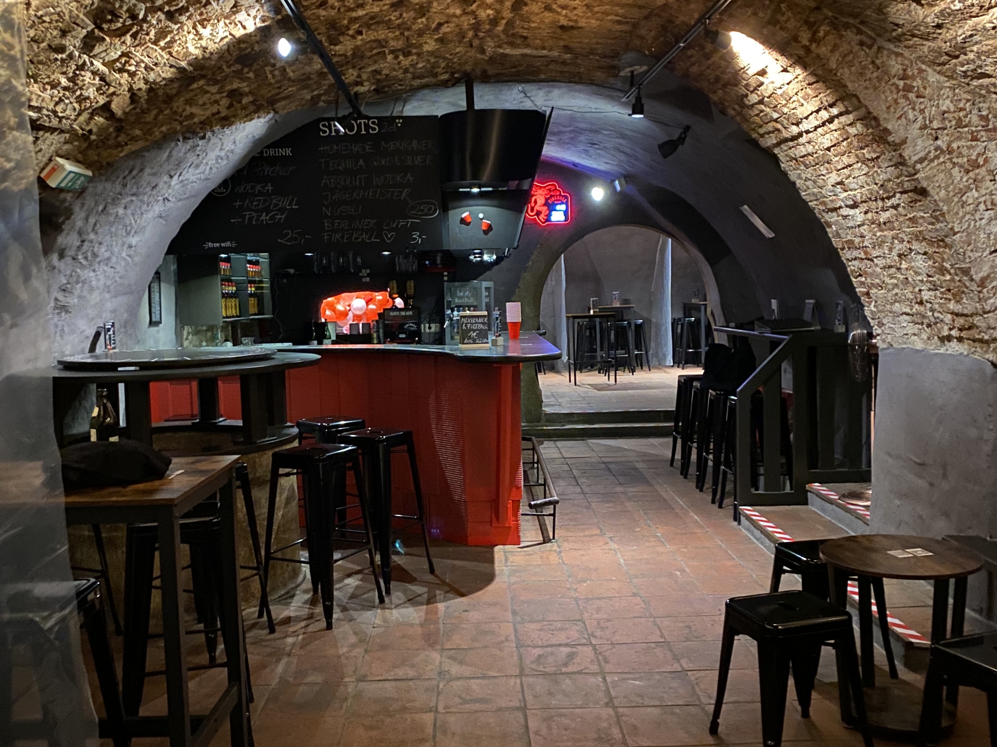 Die Bar Sigma befindet sich in einem Kellergewölbe. Foto: Anastasia Uljanov