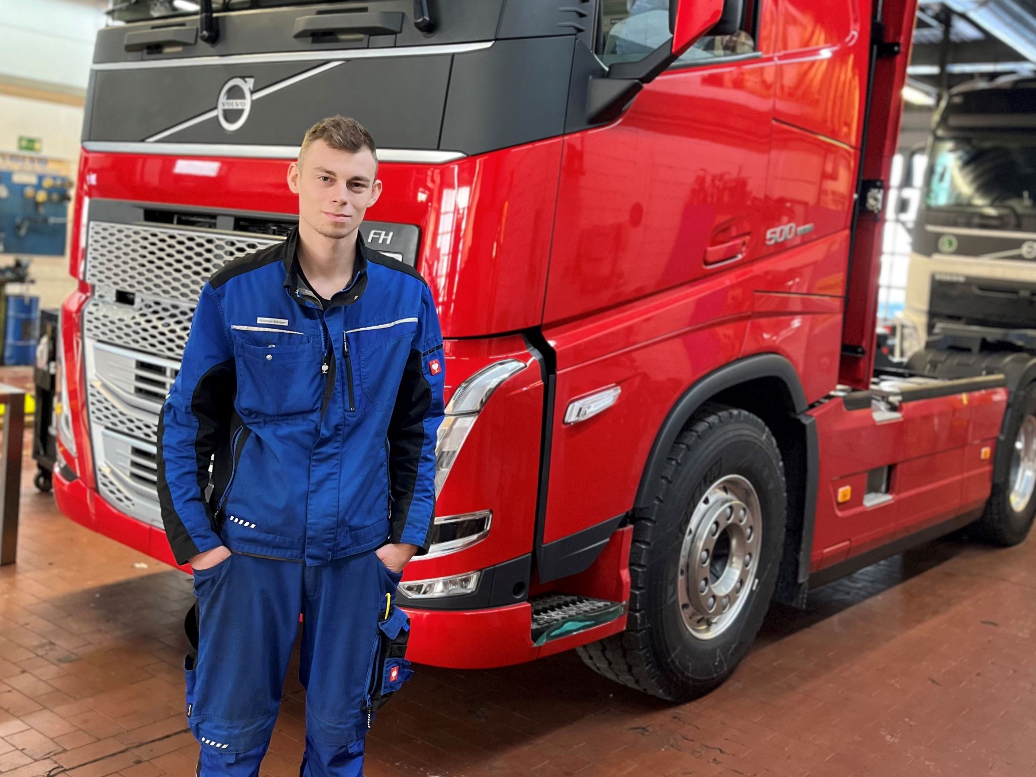 NFZ_Franken_Lkw Wer bei der NFZ-franken mit der Ausbildung zum Kfz-Mechatroniker Nutzfahrzeuge beginnt, bekommt es mit den ganz großen Motoren zu tun. Foto: NFZ-franken