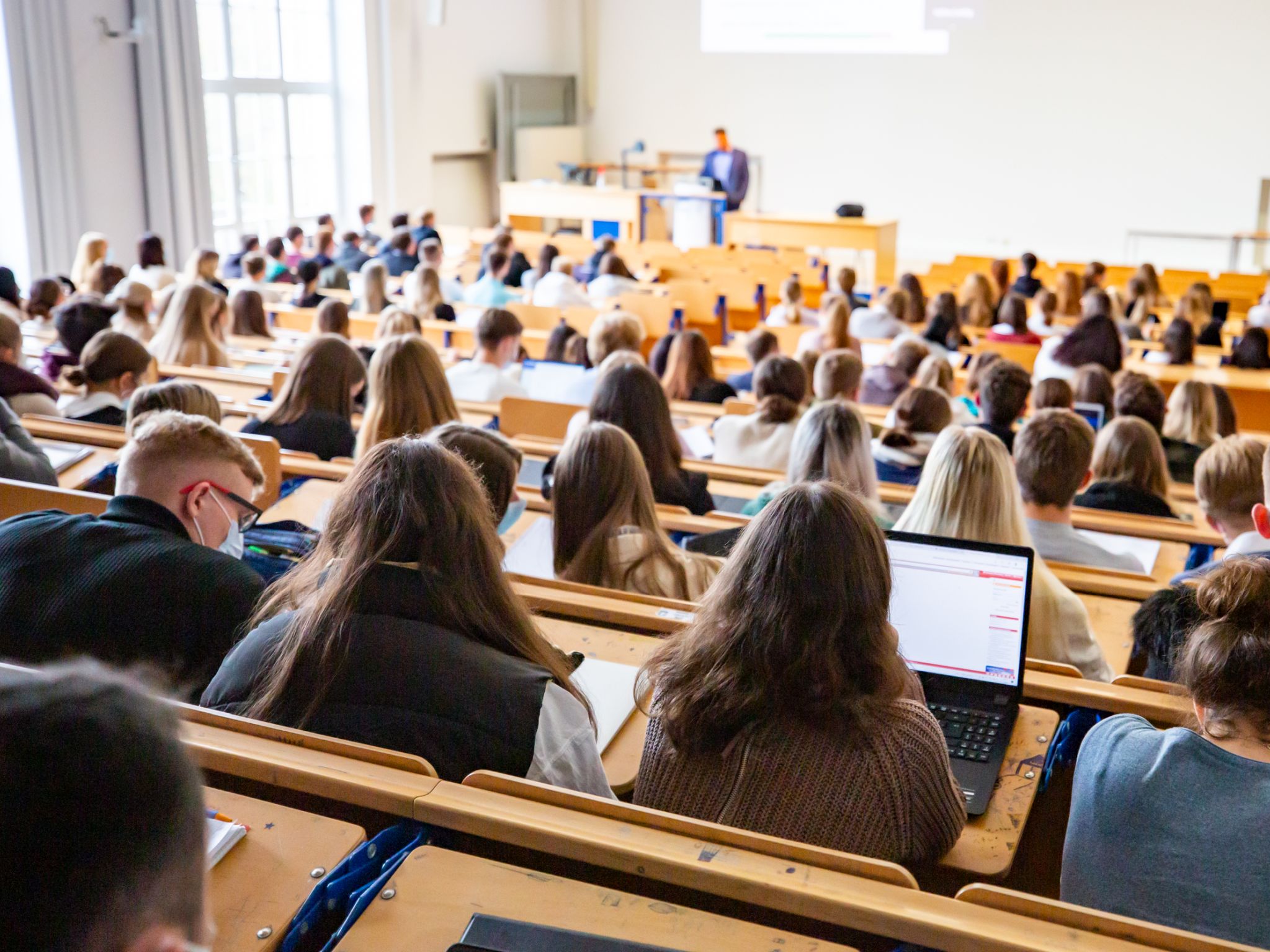 Uni Würzburg Hörsaal Neben dem klassischen Jurastudium wird an der JMU zukünftig auch ein Bachelorstudiengang angeboten. Foto: Fabian Gebert.