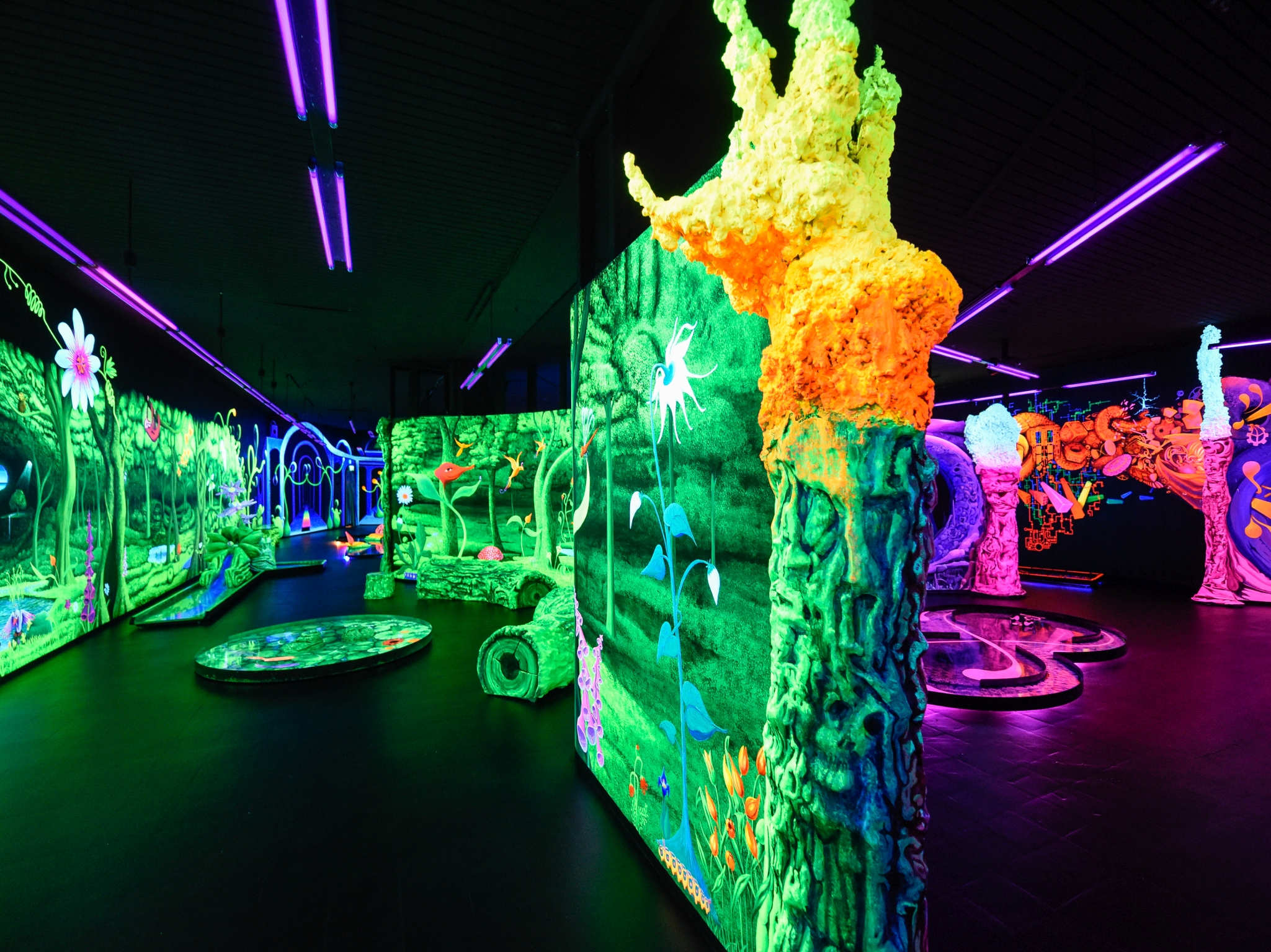 Schwarzlichtfabrik – Thomas Obermeier