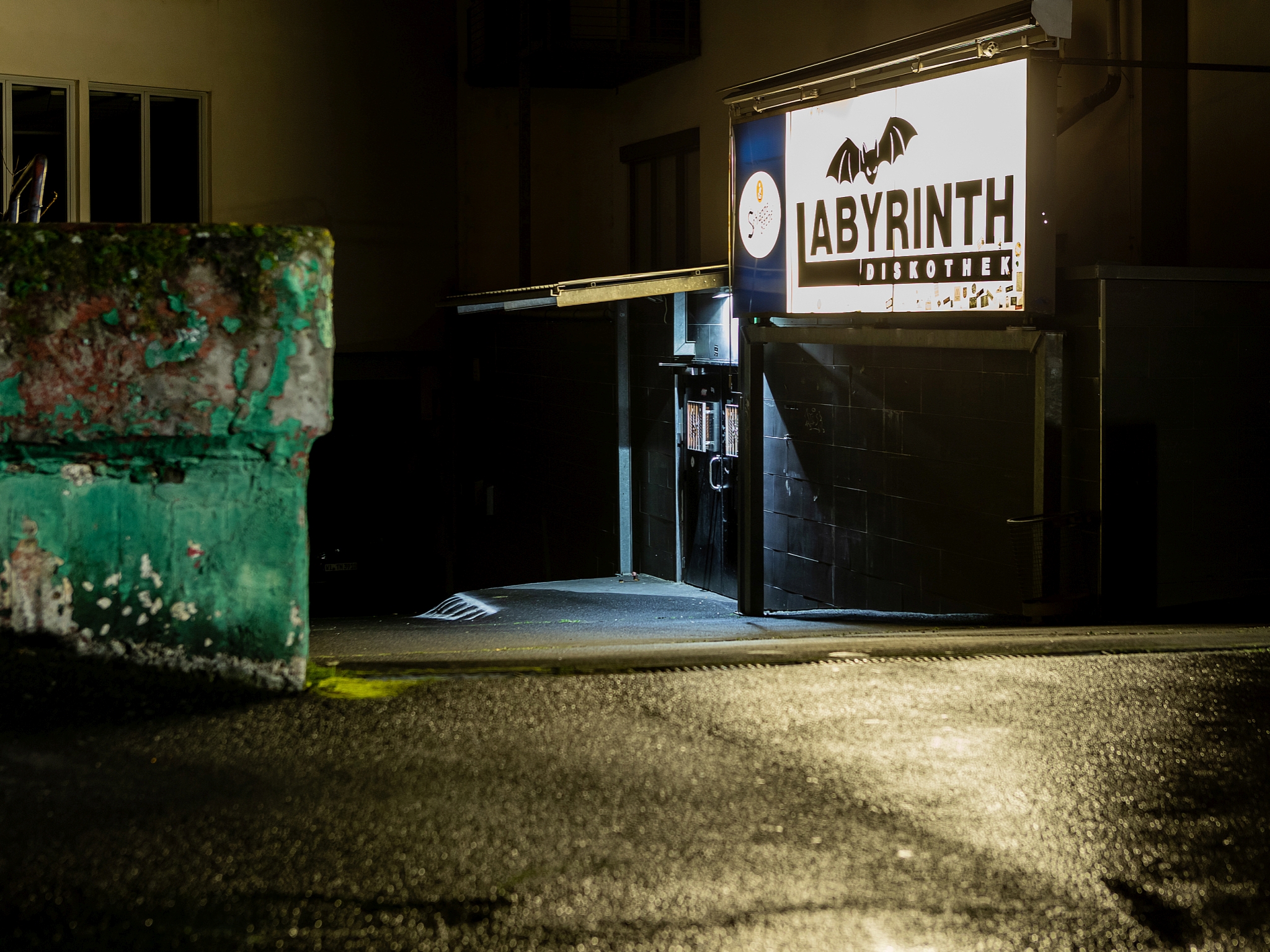 Seit 35 Jahren ist das Labyrinth in der Beethovenstraße geöffnet. Doch wie lange noch? Foto: Silvia Gralla
