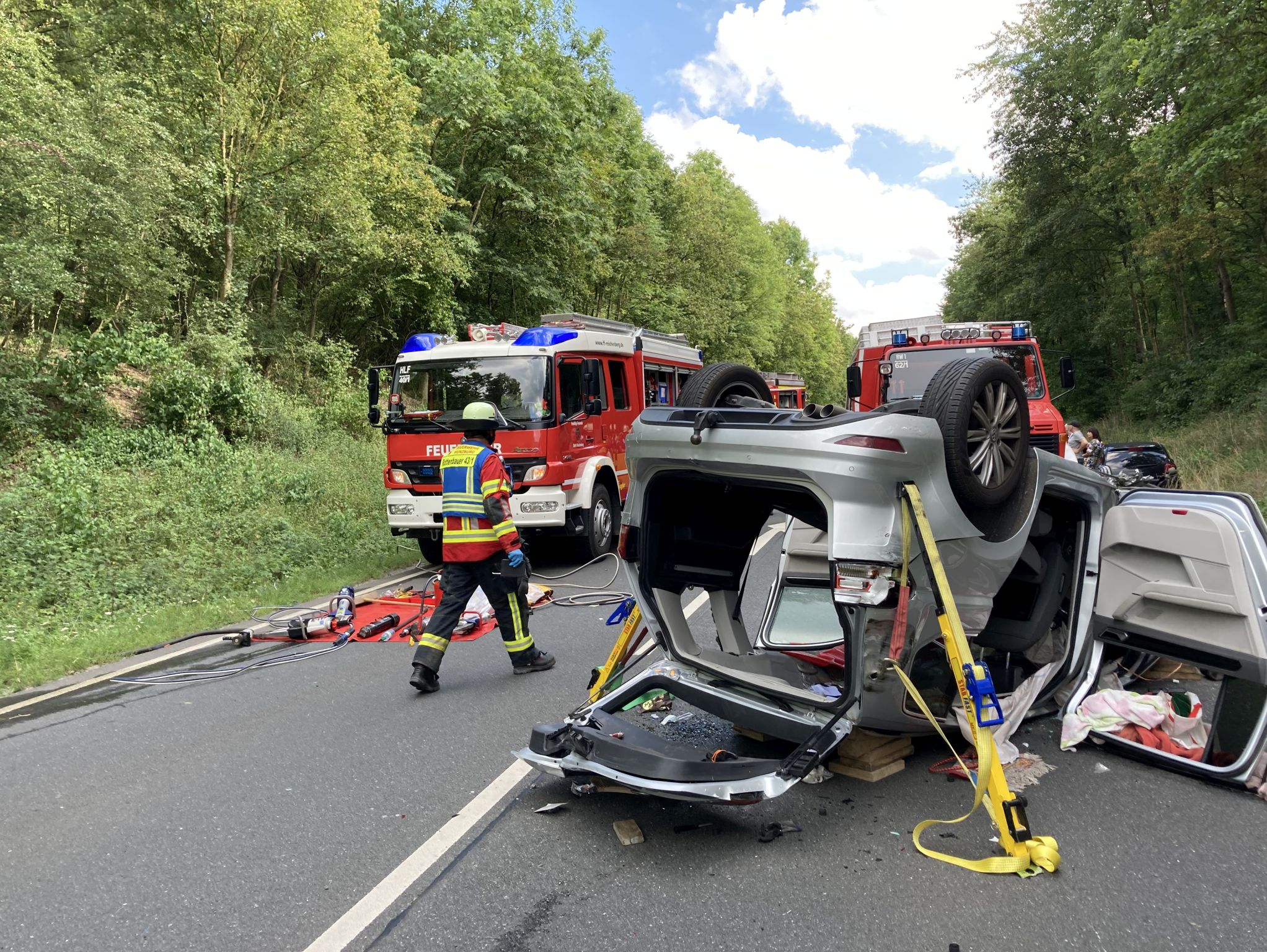Verkehrsunfall_mit_mehreren_Fahrzeugen