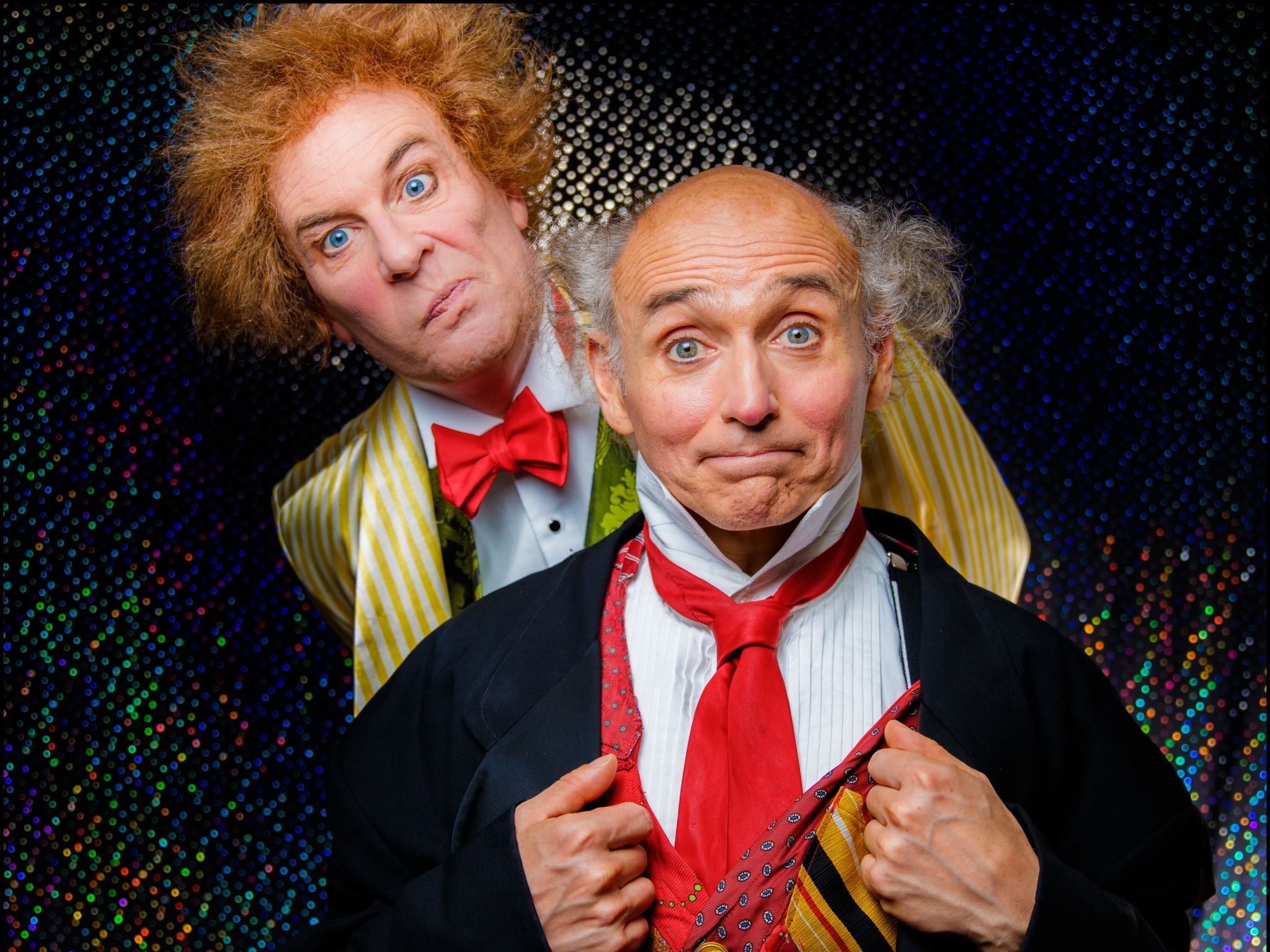Die Clowns Tom und Pepe zünden ein Feuerwerk an Späßen und Gags. Foto: Circus Krone