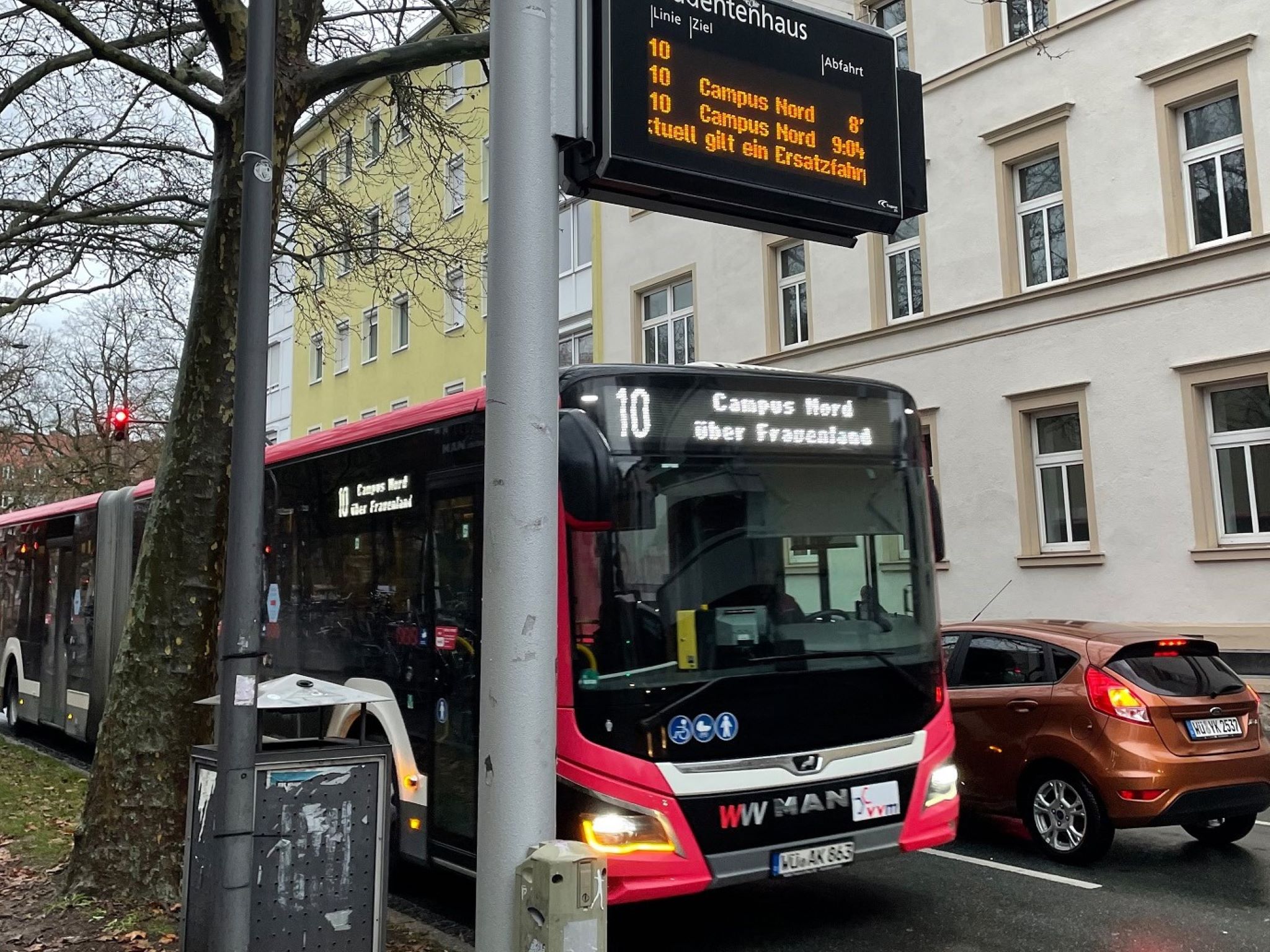 Bus_Linie10_VVM Studierende können sich freuen: Auf der Buslinie 10 gibt es ab den Faschingsferien Verbesserungen. Foto: VVM