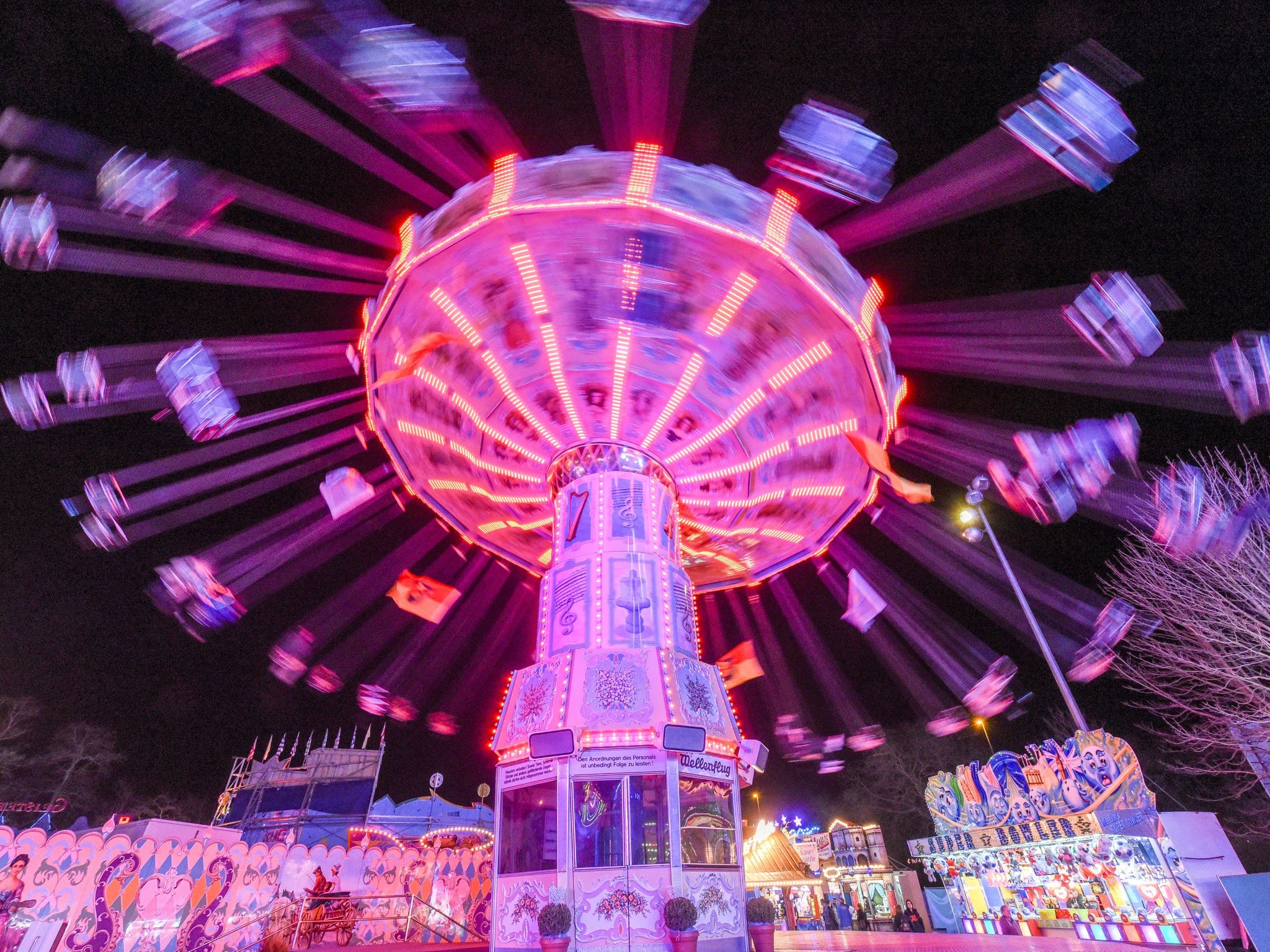 Fruehjahrsvolksfest_Obermeier Das Kettenkarussell am Frühjahrsvolksfest. Foto: Thomas Obermeier