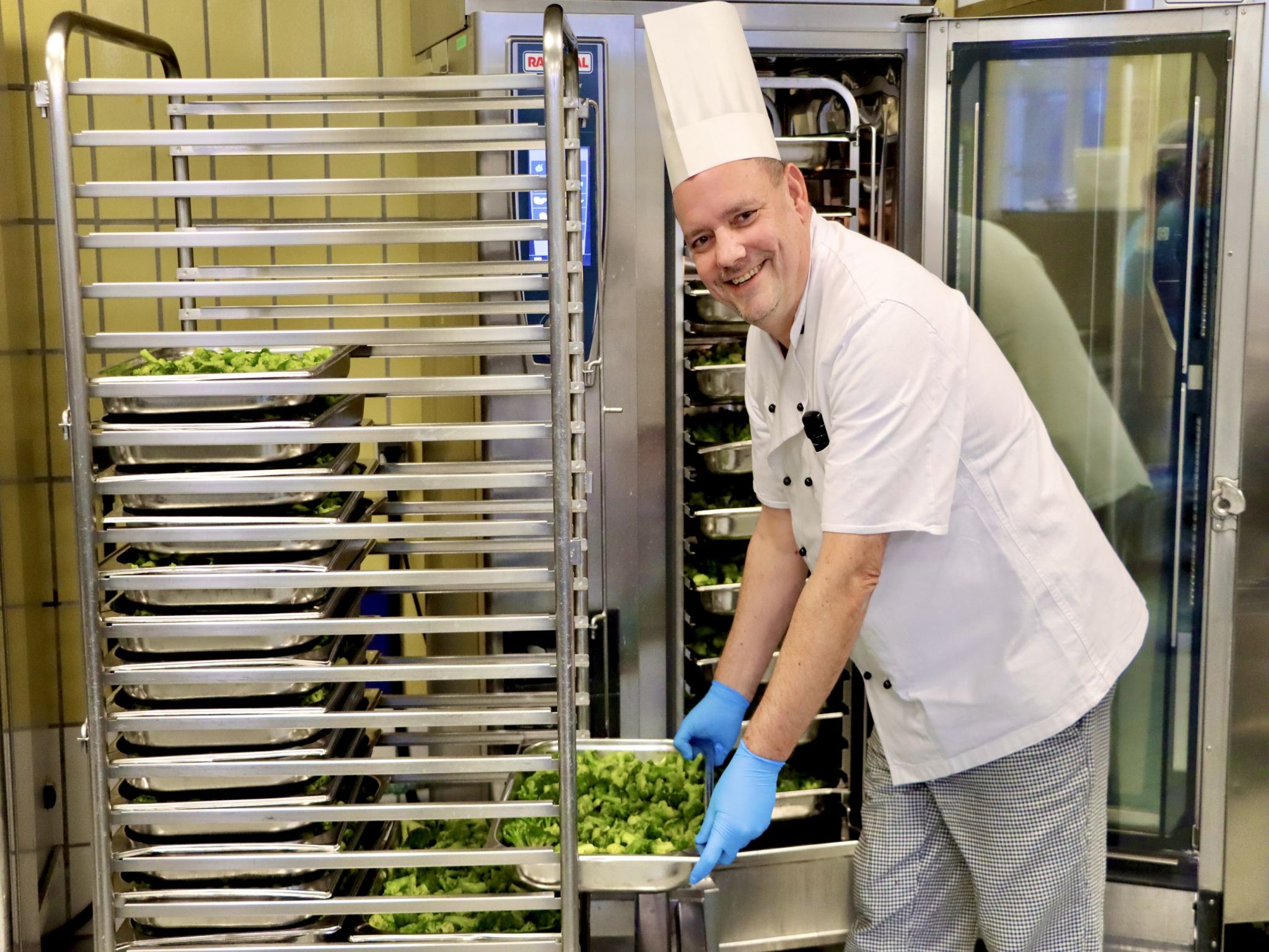 UKW_Kueche_Groetzner_Kim Sammet In dem neuen Speiseplan wurde die vegetarische Komponente weiter ausgebaut Foto: Kim Sammet