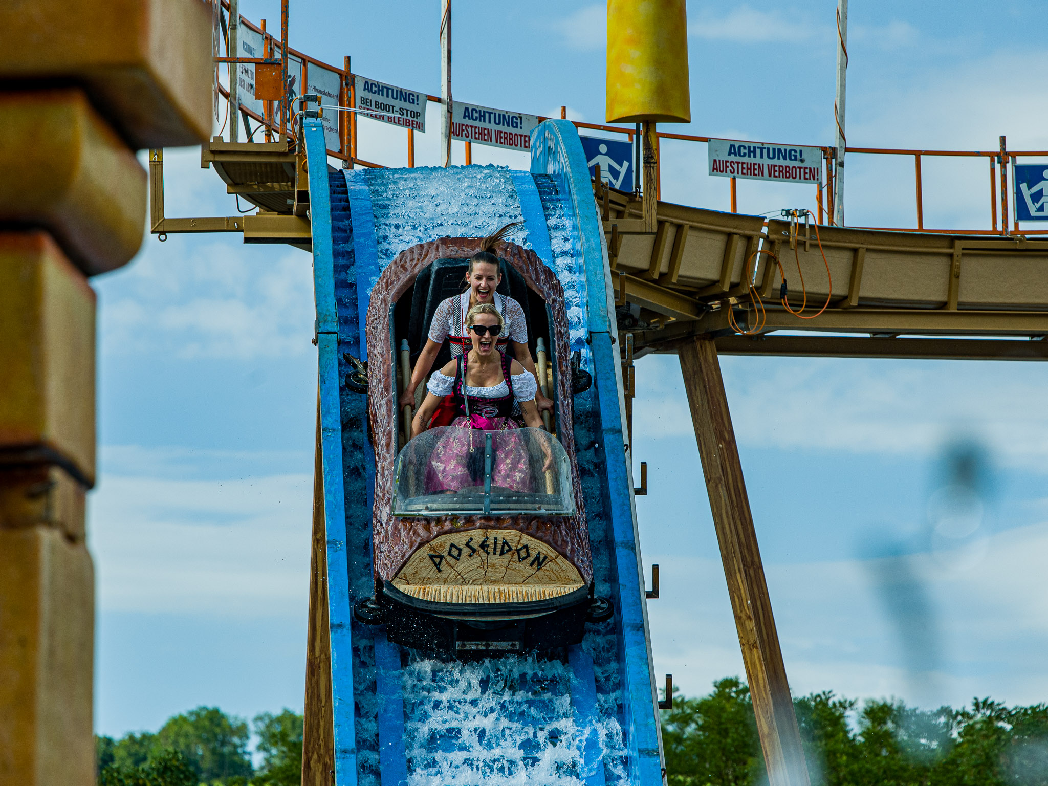 Bei der Wildwasserbahn darf auch mal vor Freude geschrien werden. Foto: Pascal Höfig
