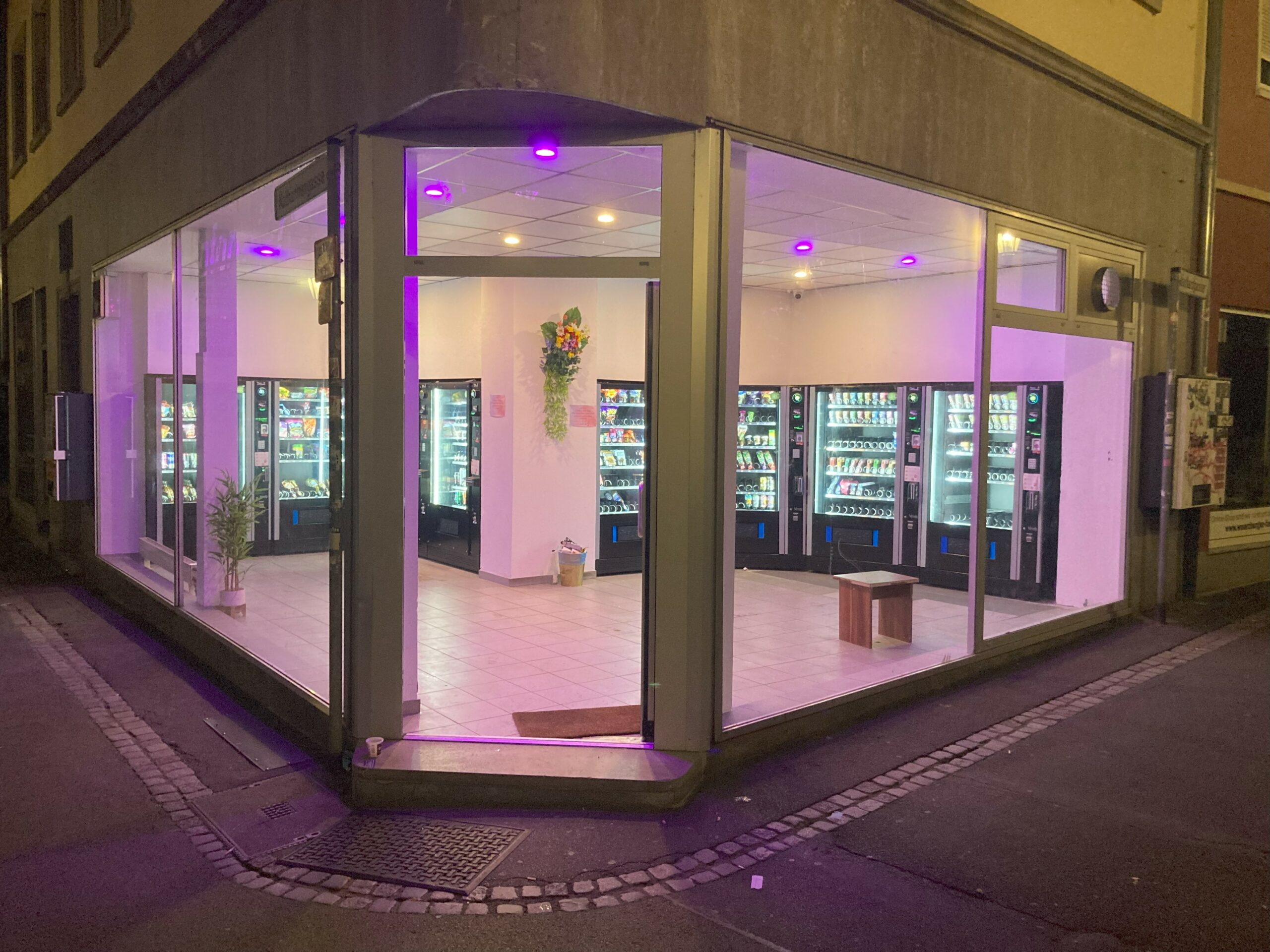 Automatenladen in der Katharinengasse. Foto: Philipp Heilgenthal