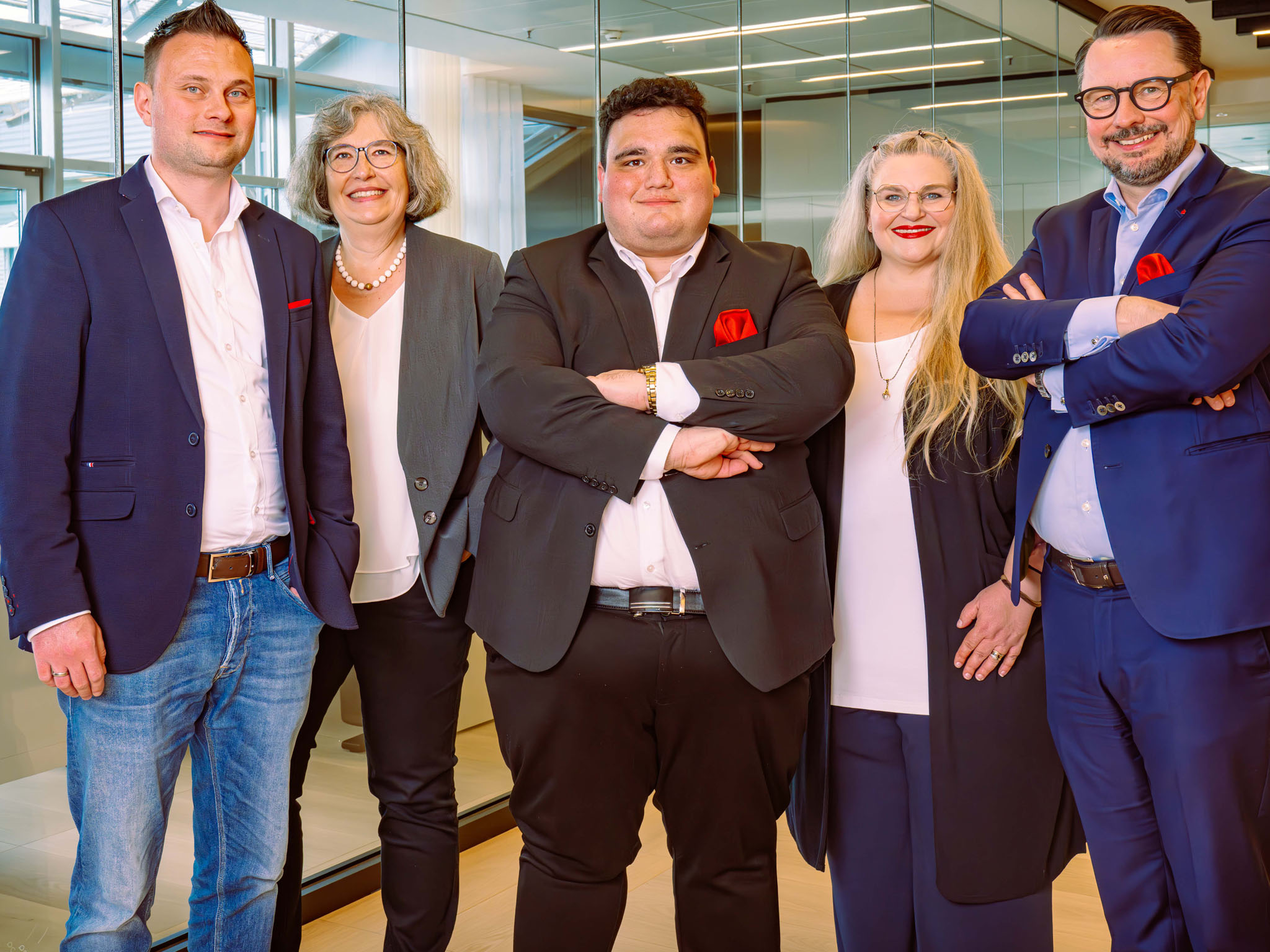 360 Grad Base Wueerleben V.l.n.r.: Benjamin Blumberger, Ulrike Machalett-Gehring, Francesco Lombardi, Monika Waschik, Jochen Schönleber. Foto: xtract media - Jannis Dänzer